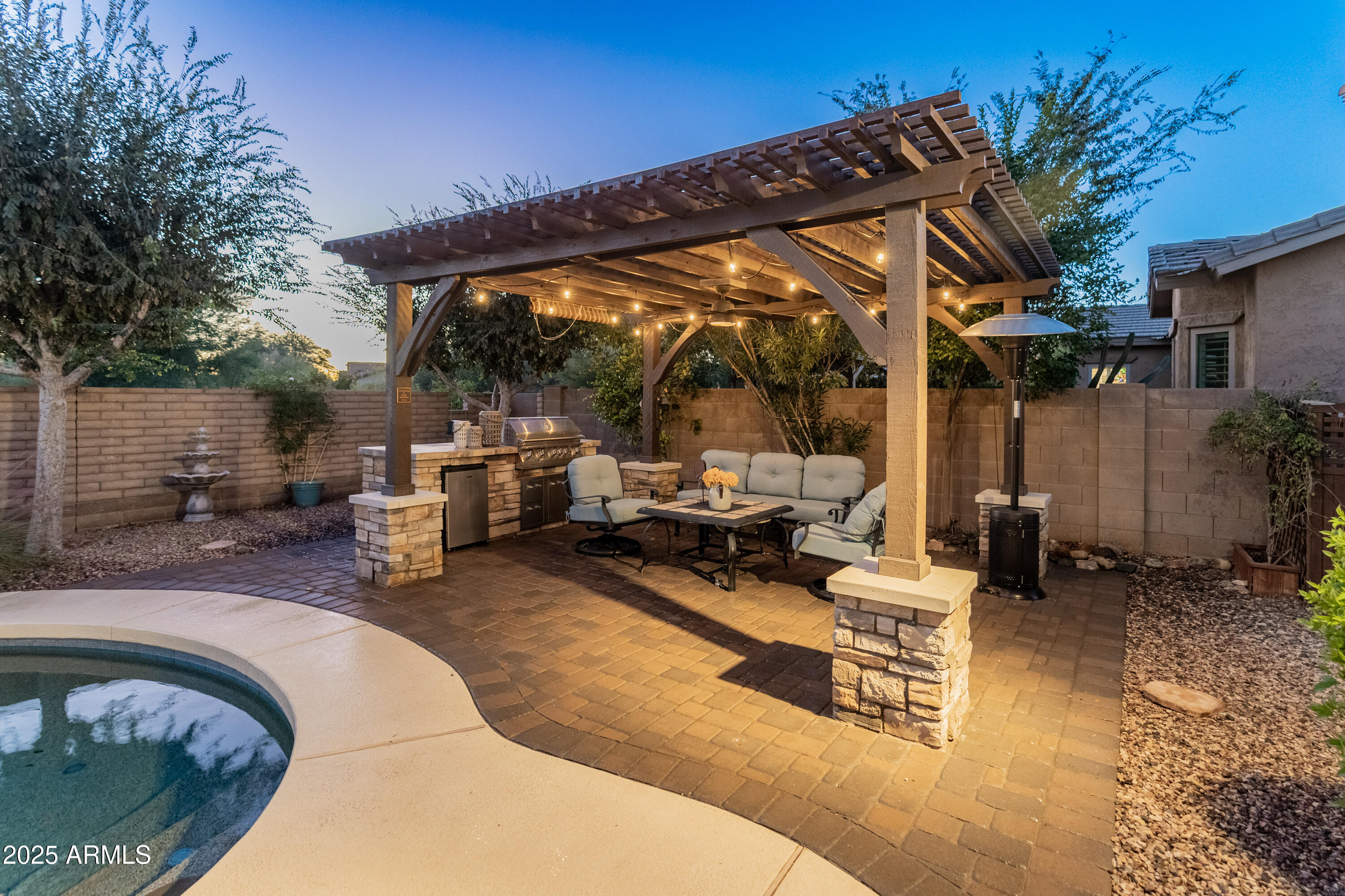 12345 W DOVE WING Way