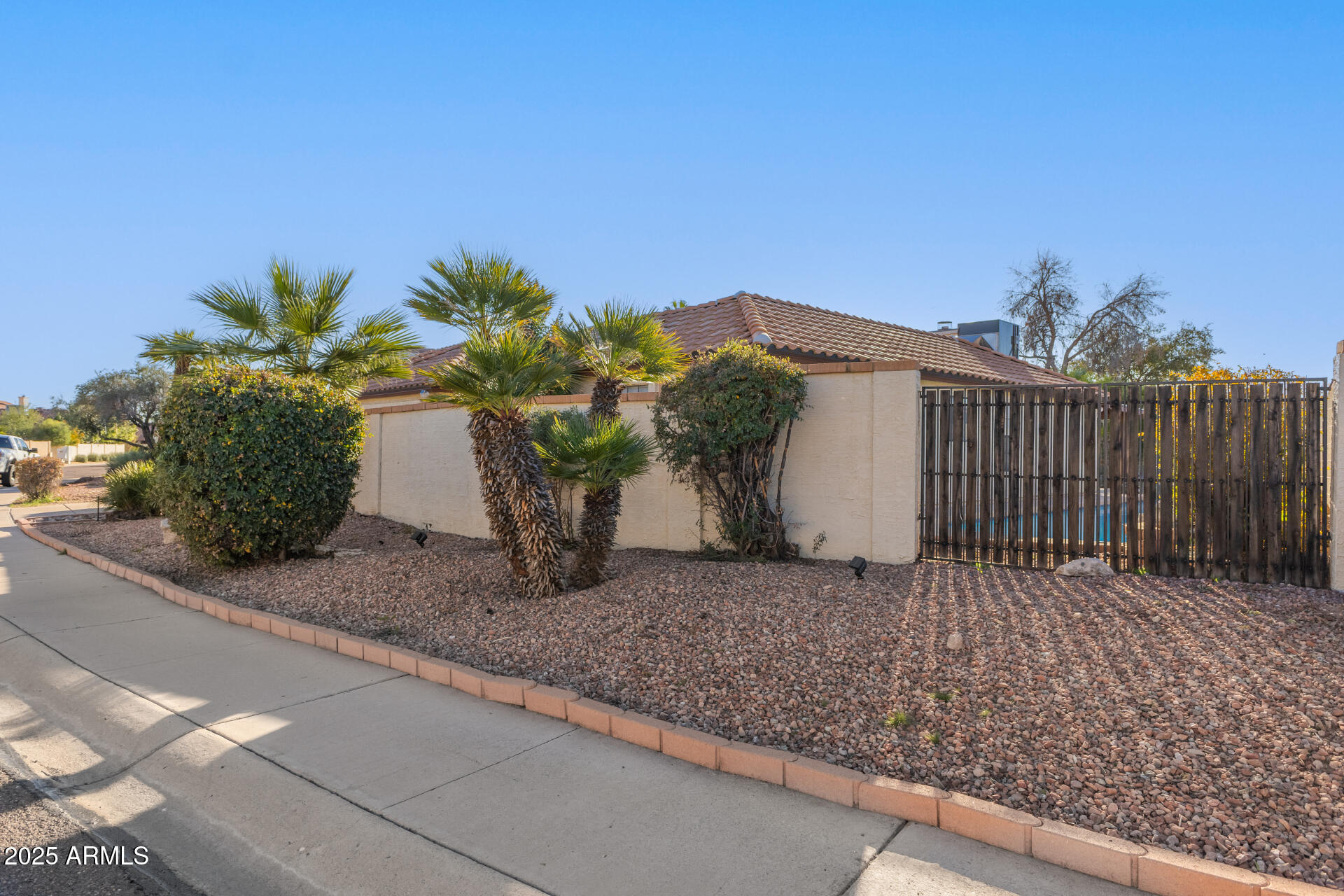 10428 N 53rd Drive