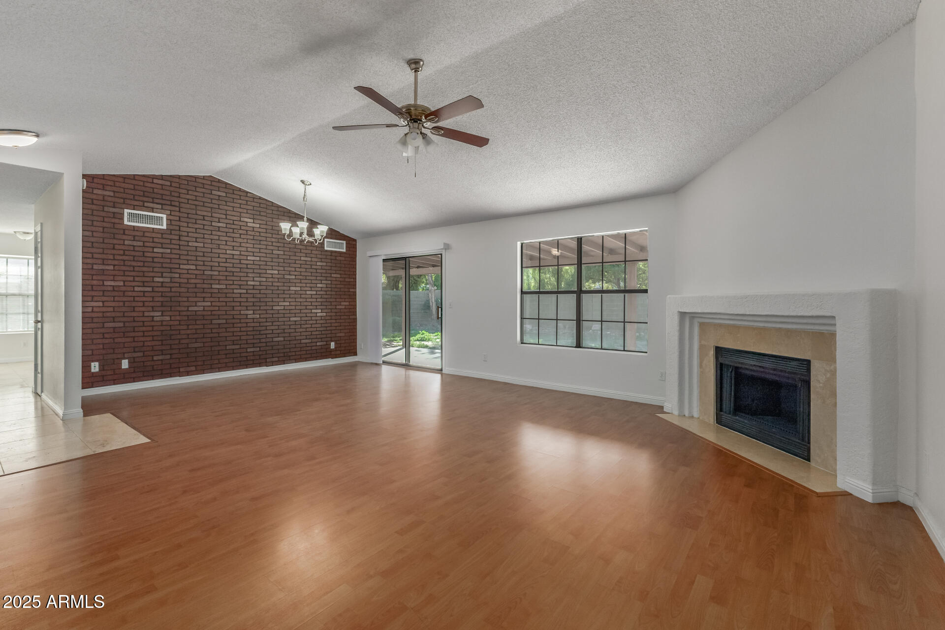 10428 N 53rd Drive