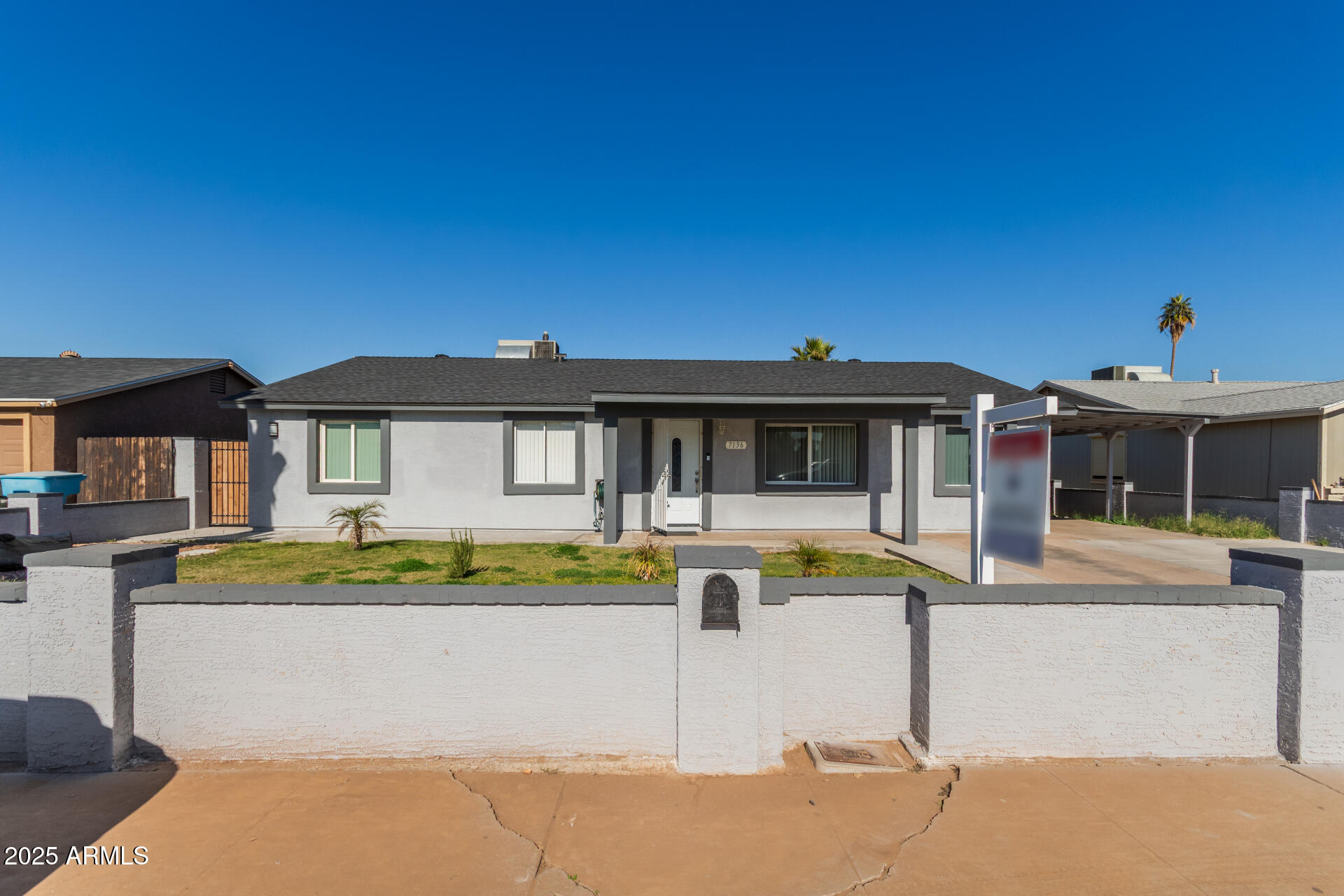 7136 W WESTVIEW Drive