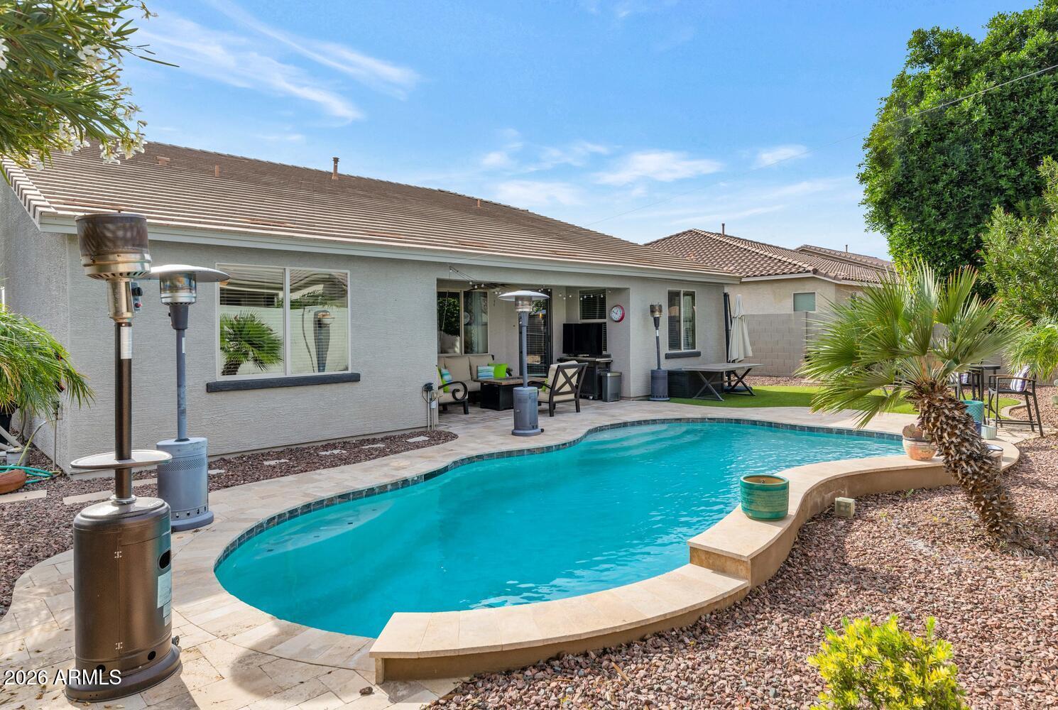 18340 W ONYX Avenue