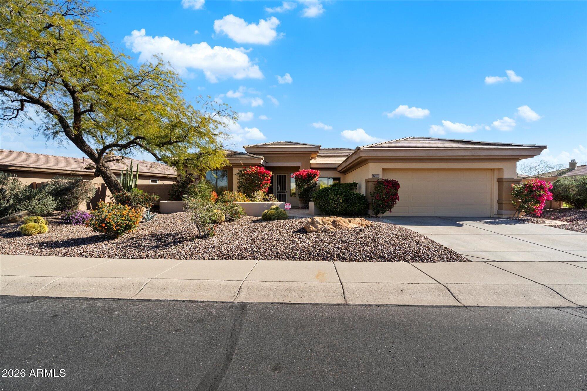 42111 N FAIRGREEN Court