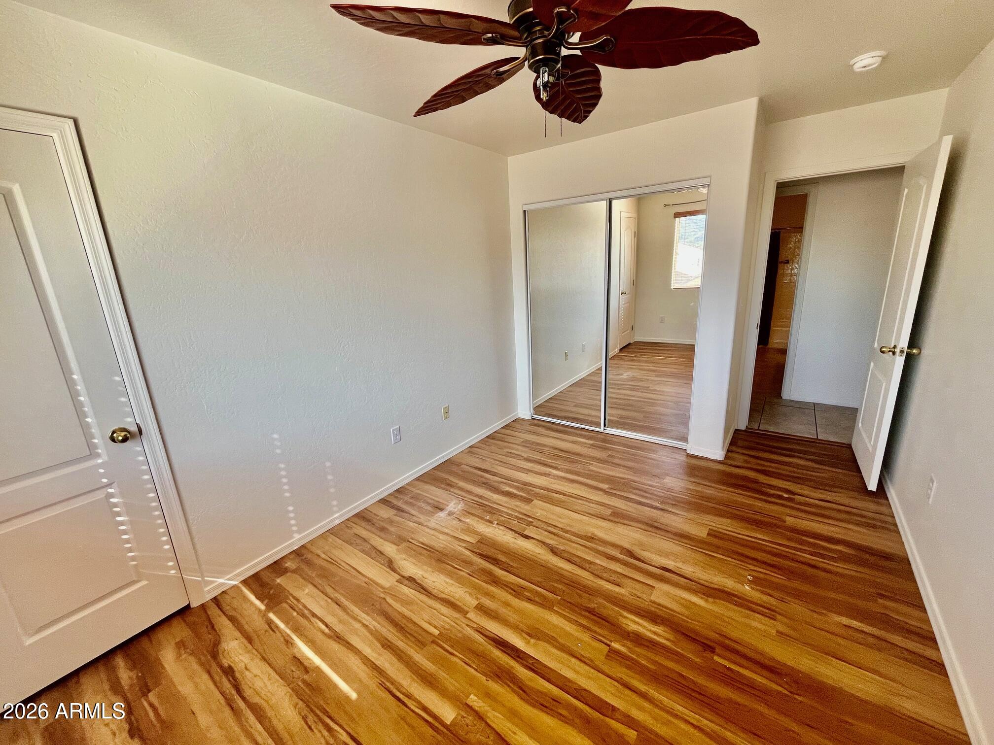 1701 E YUKON Drive