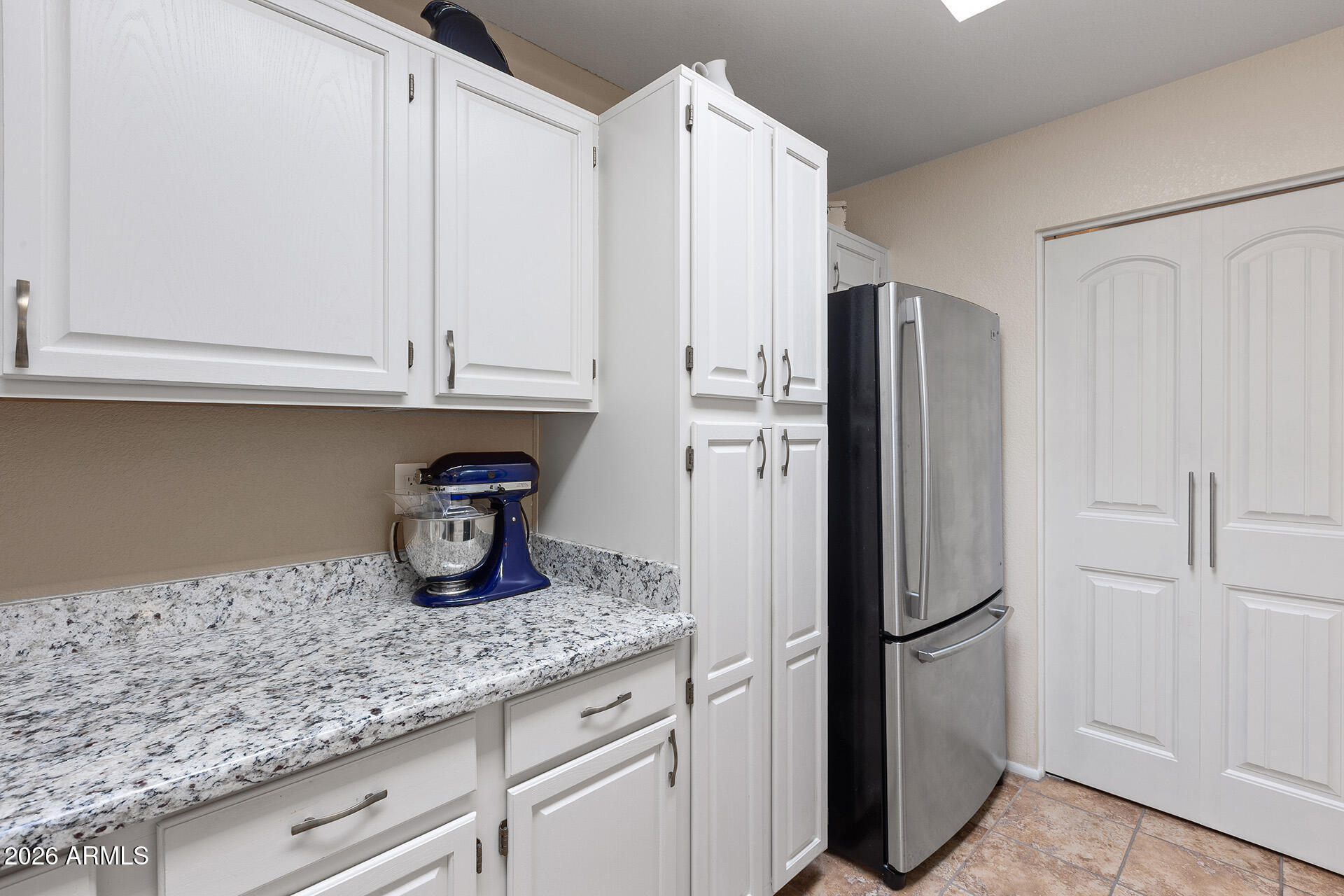 14300 W BELL Road 489