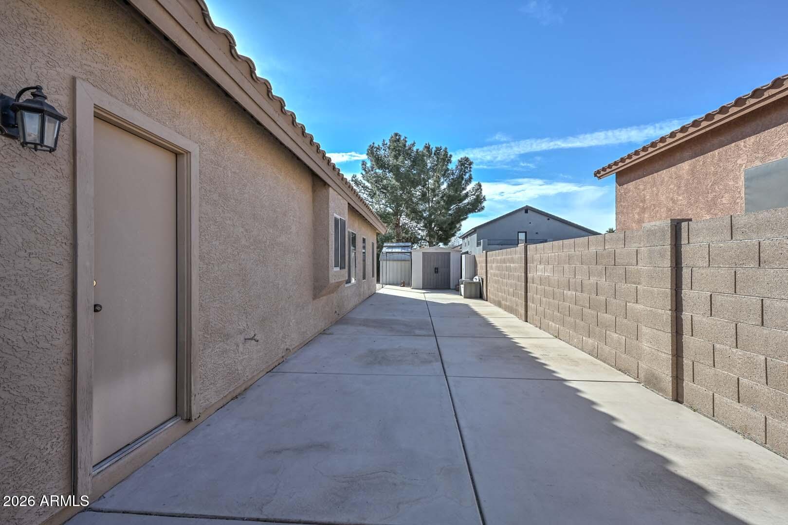 10841 W ANGELS Lane