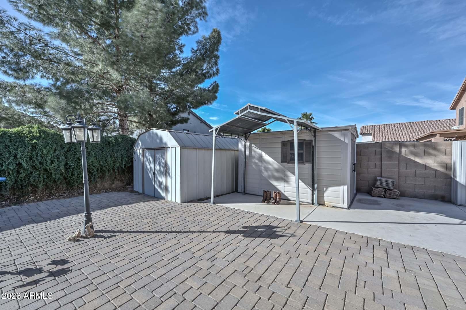 10841 W ANGELS Lane