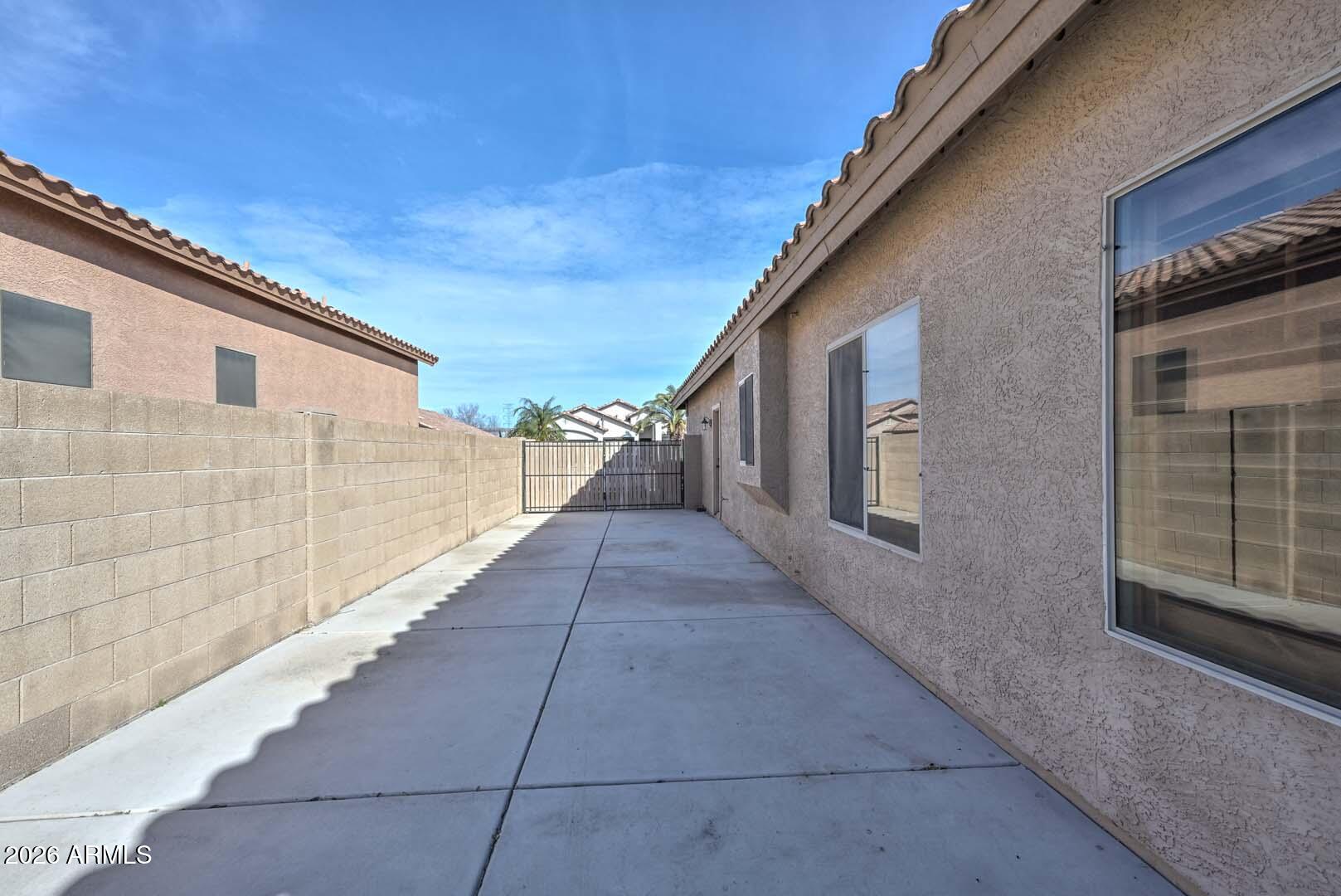 10841 W ANGELS Lane