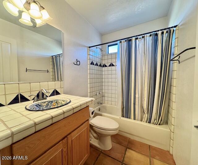 1365 S Rio Verde Lane