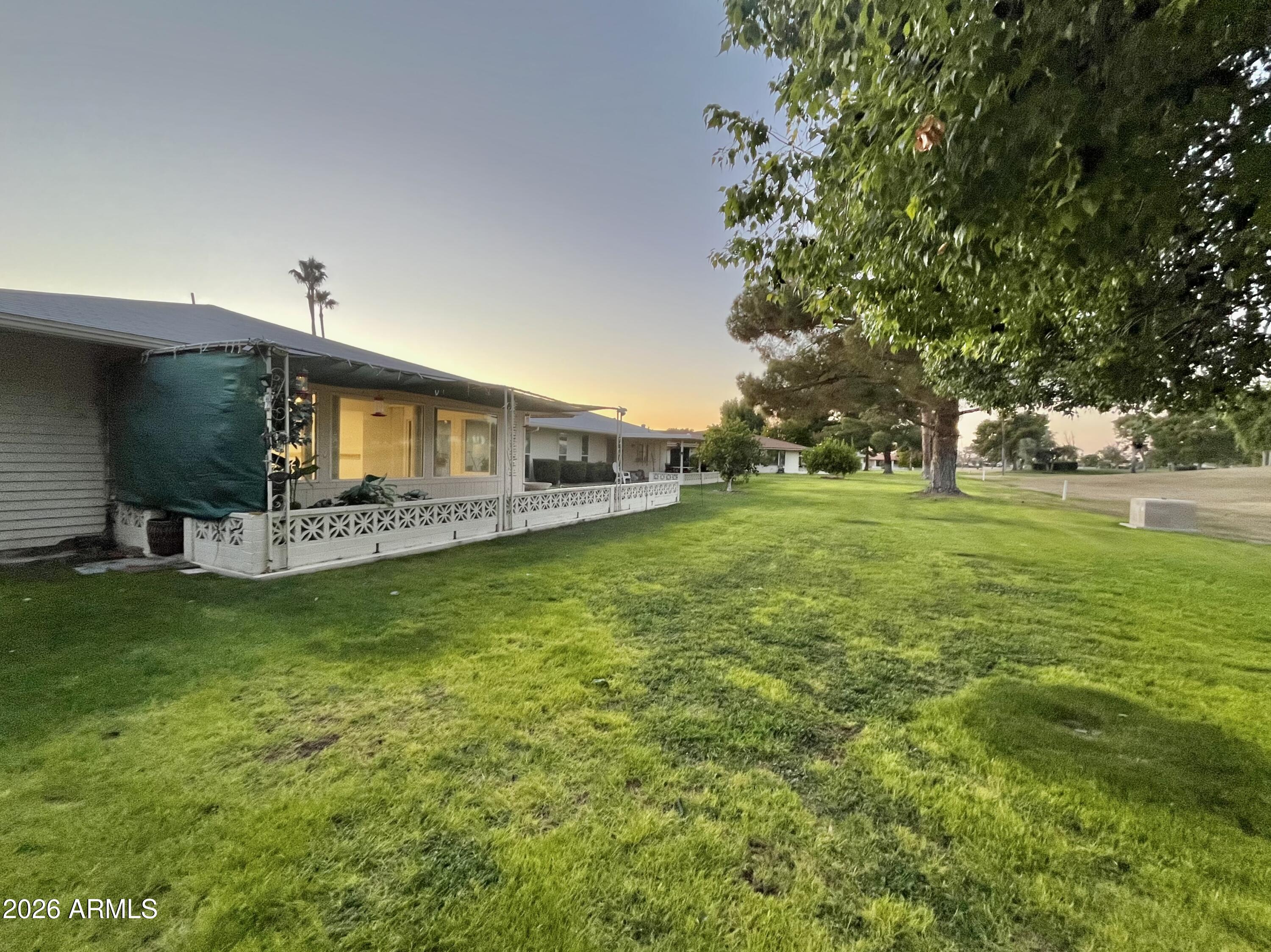 9718 W OAK RIDGE Drive