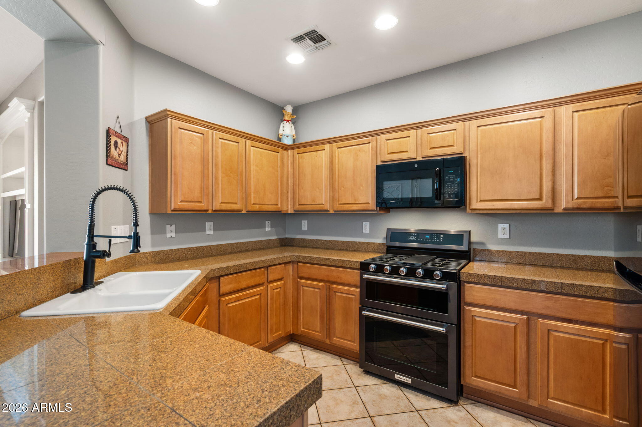 1608 W KURALT Drive