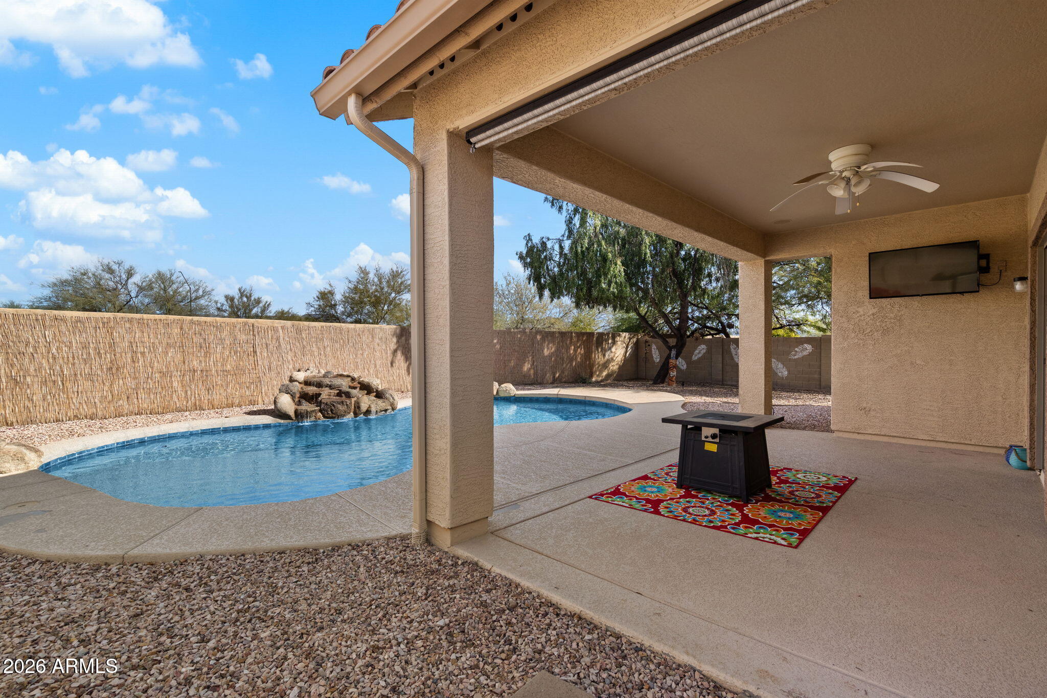 1608 W KURALT Drive