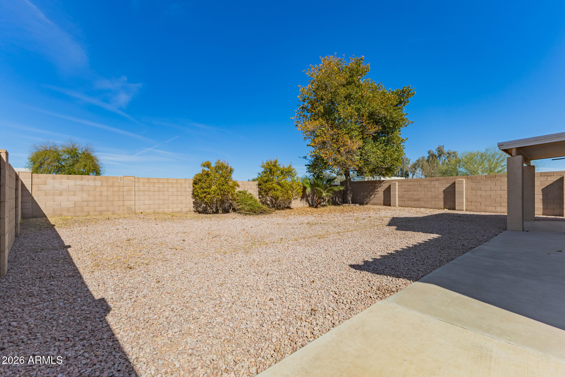 1002 W KELTON Lane