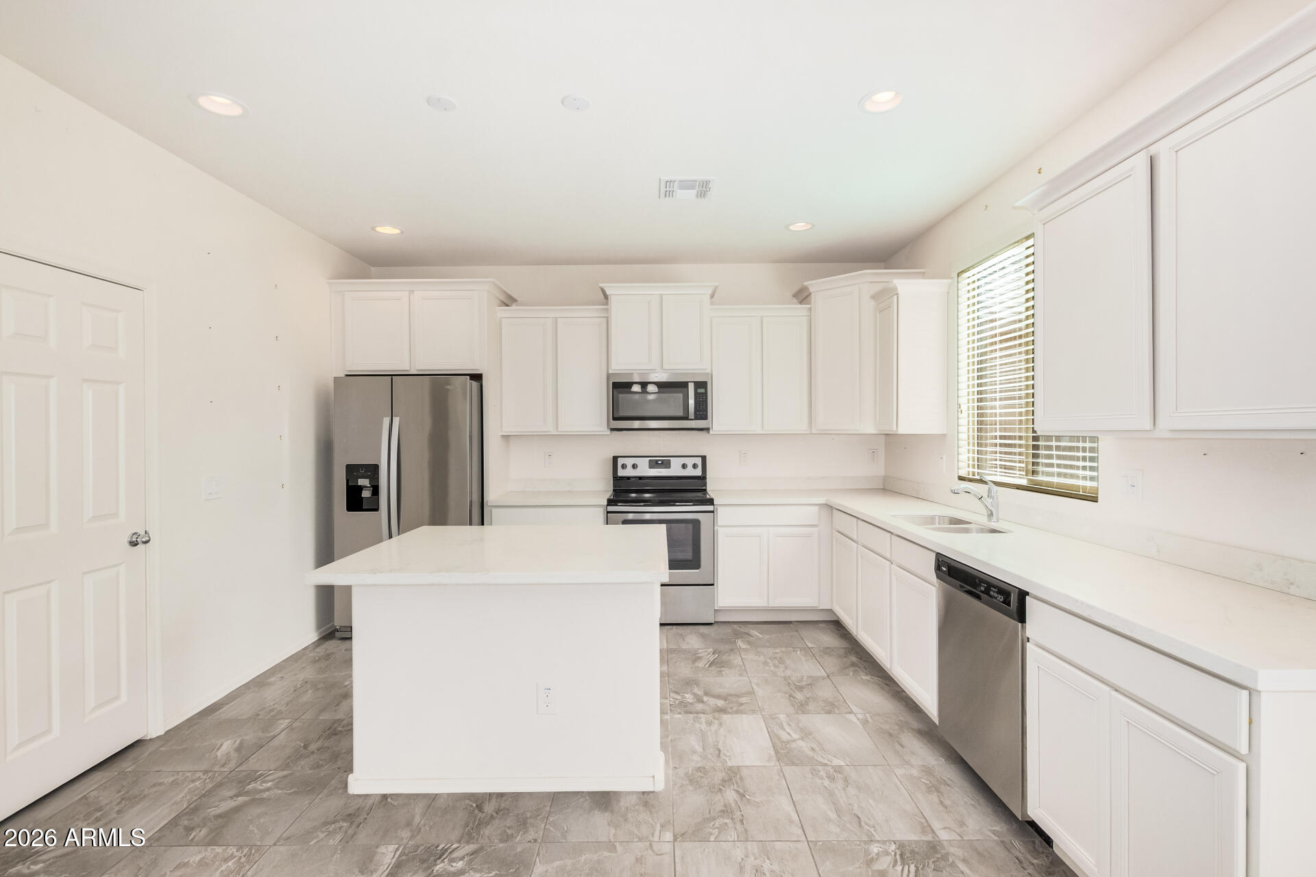 6231 W Laurie Lane