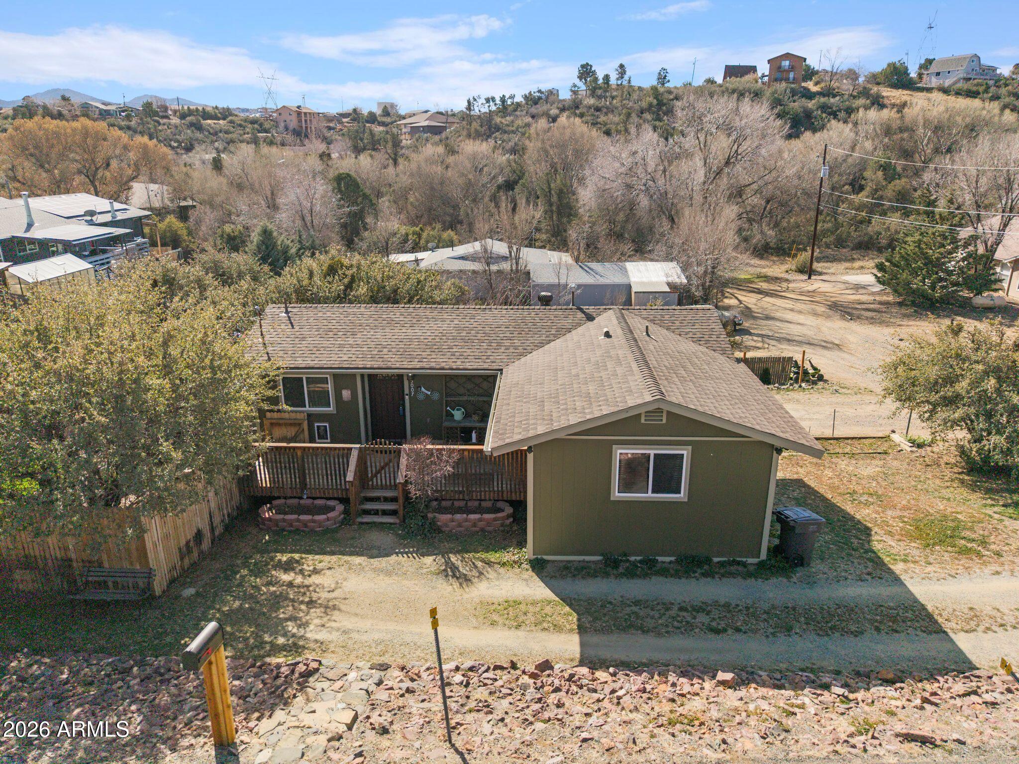 5007 E DIAMOND Drive
