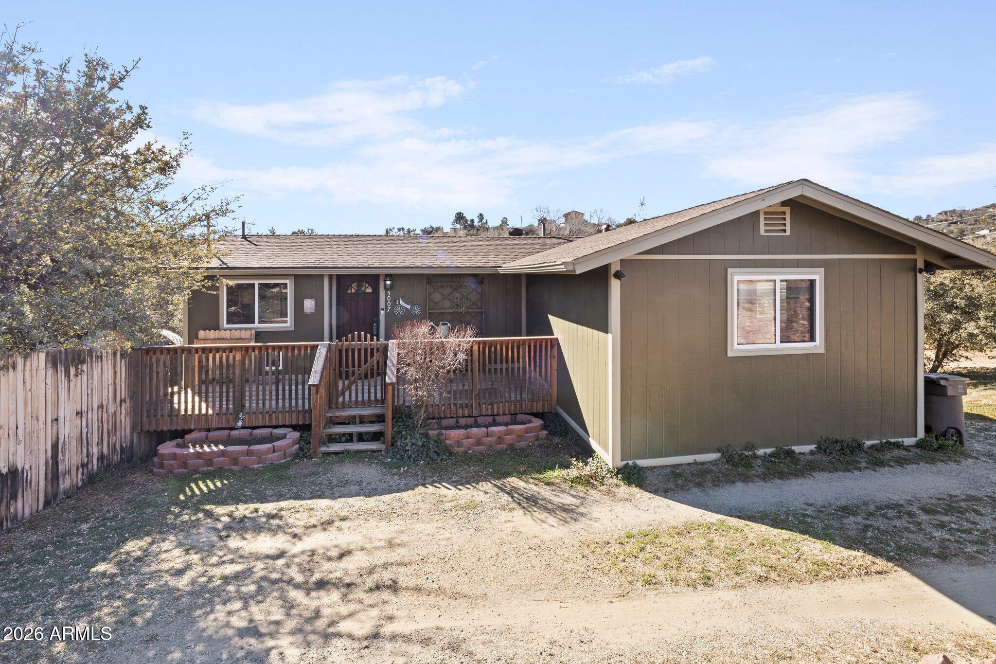 5007 E DIAMOND Drive