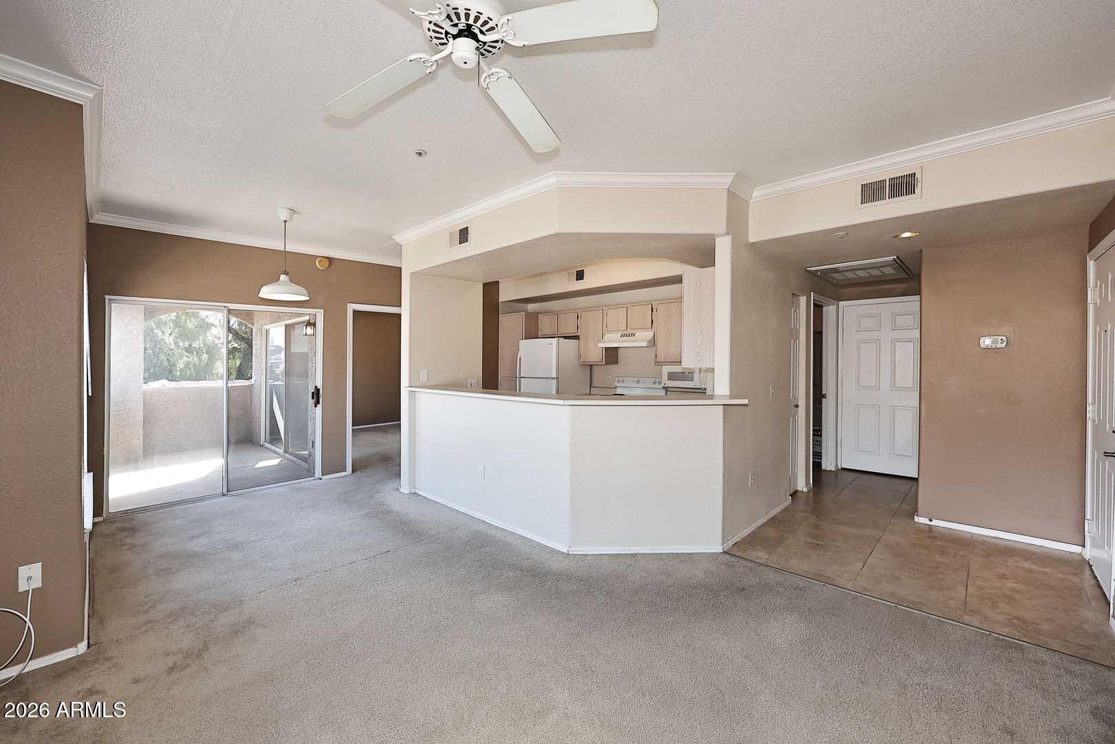 3236 E CHANDLER Boulevard 3082