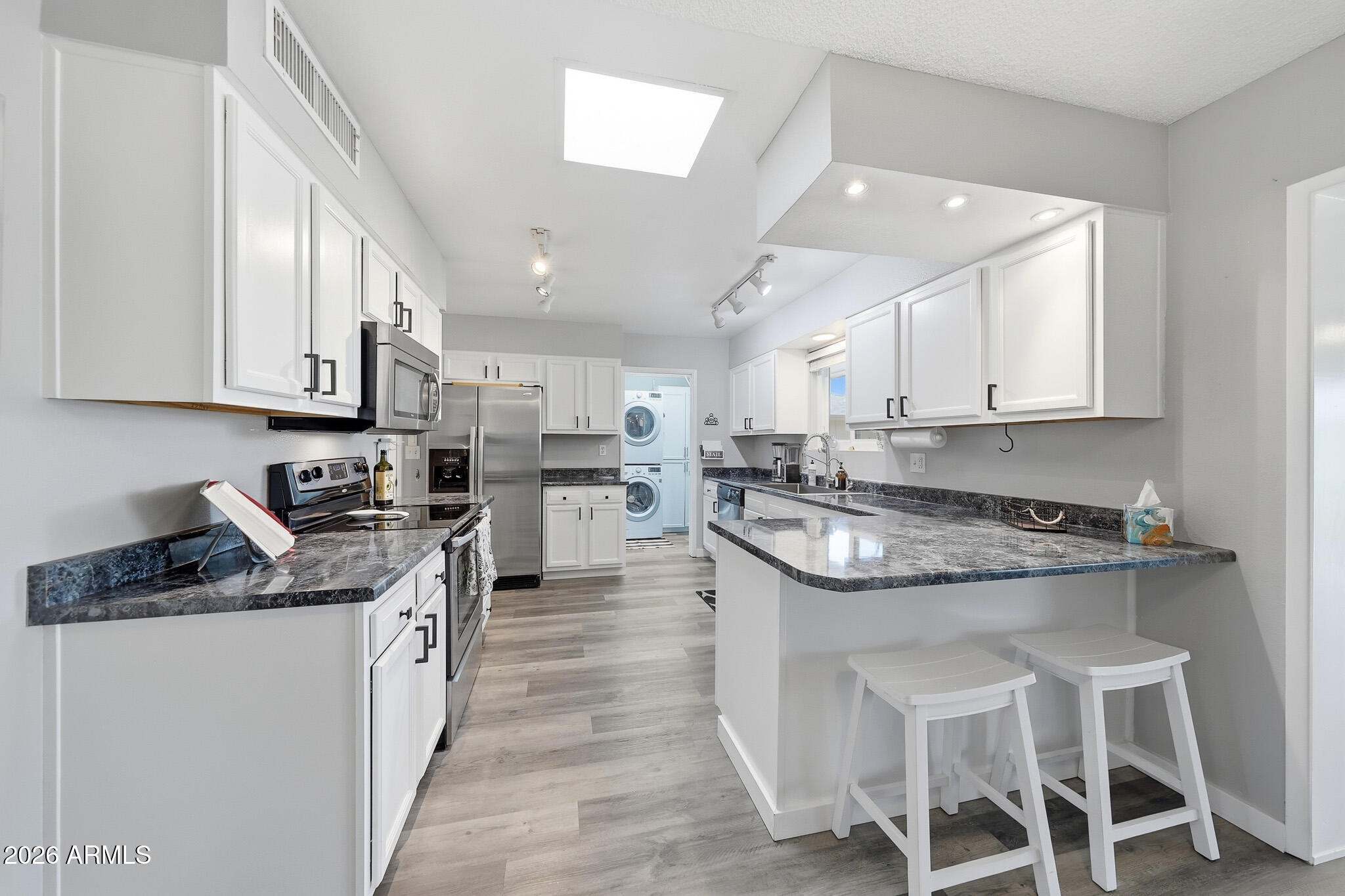 10804 W CAMEO Drive