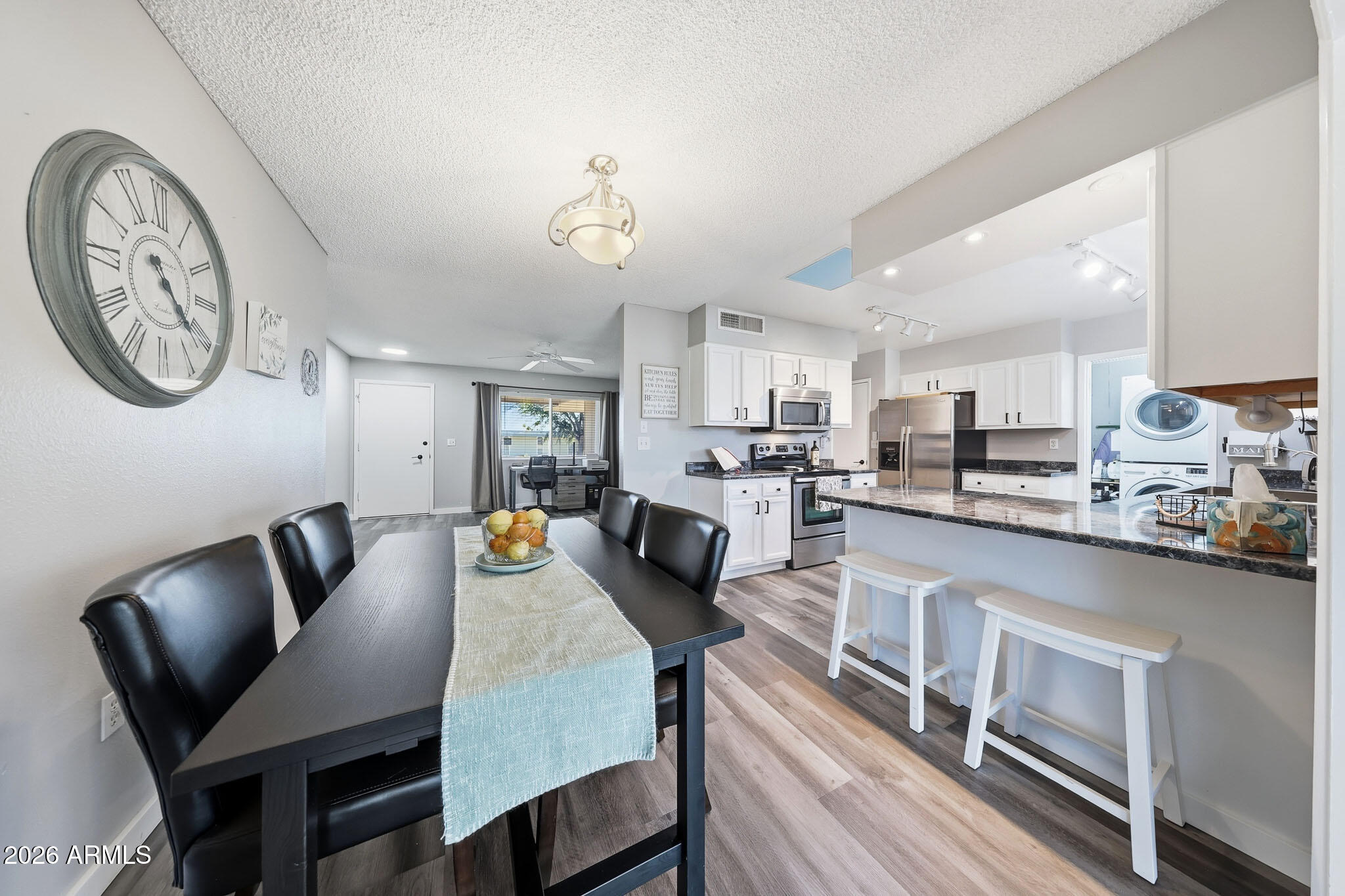 10804 W CAMEO Drive