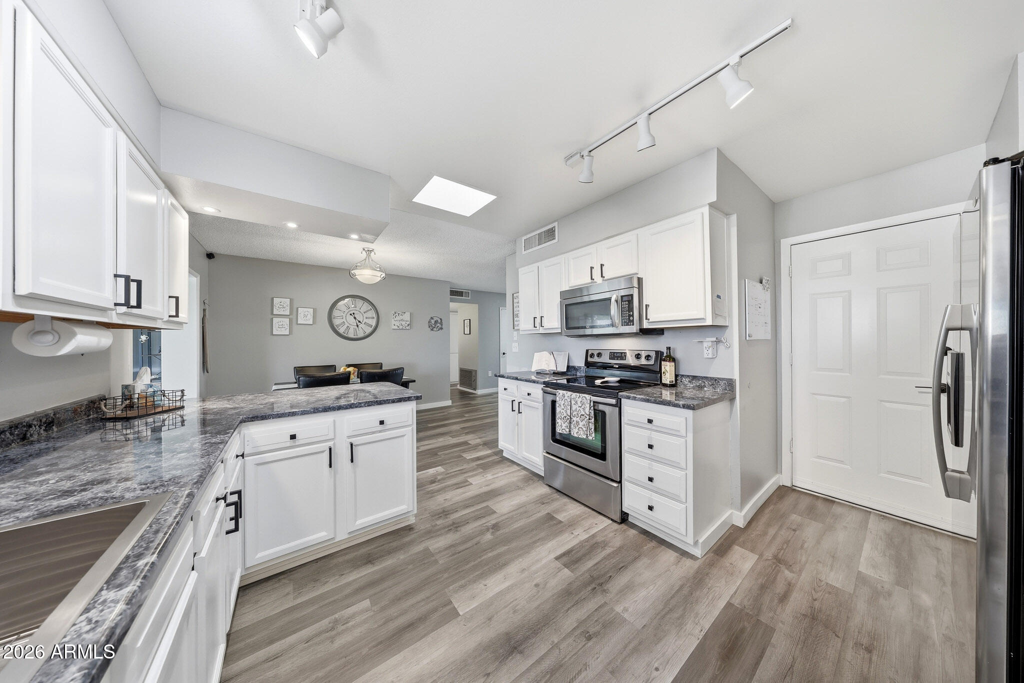 10804 W CAMEO Drive