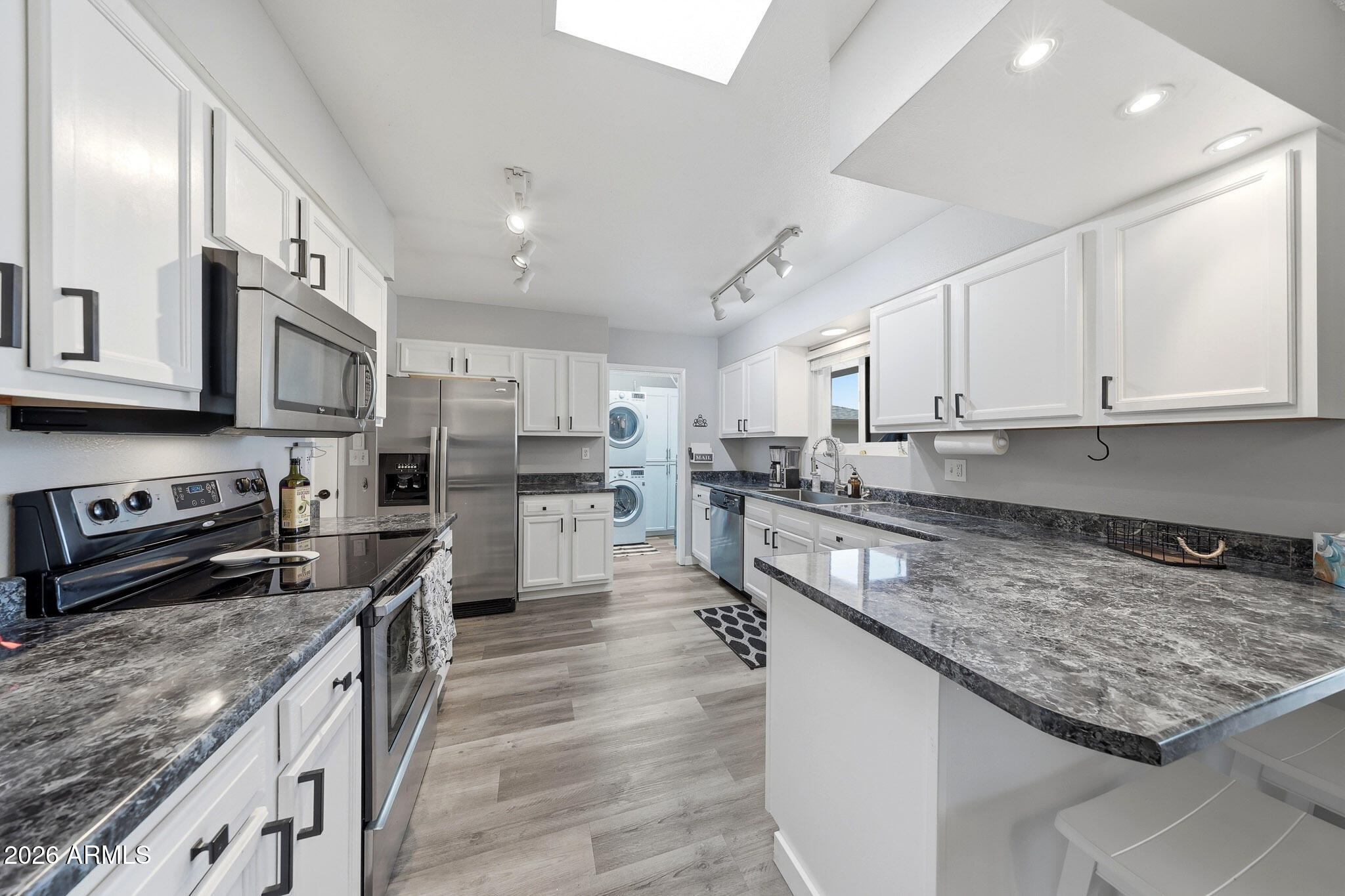 10804 W CAMEO Drive