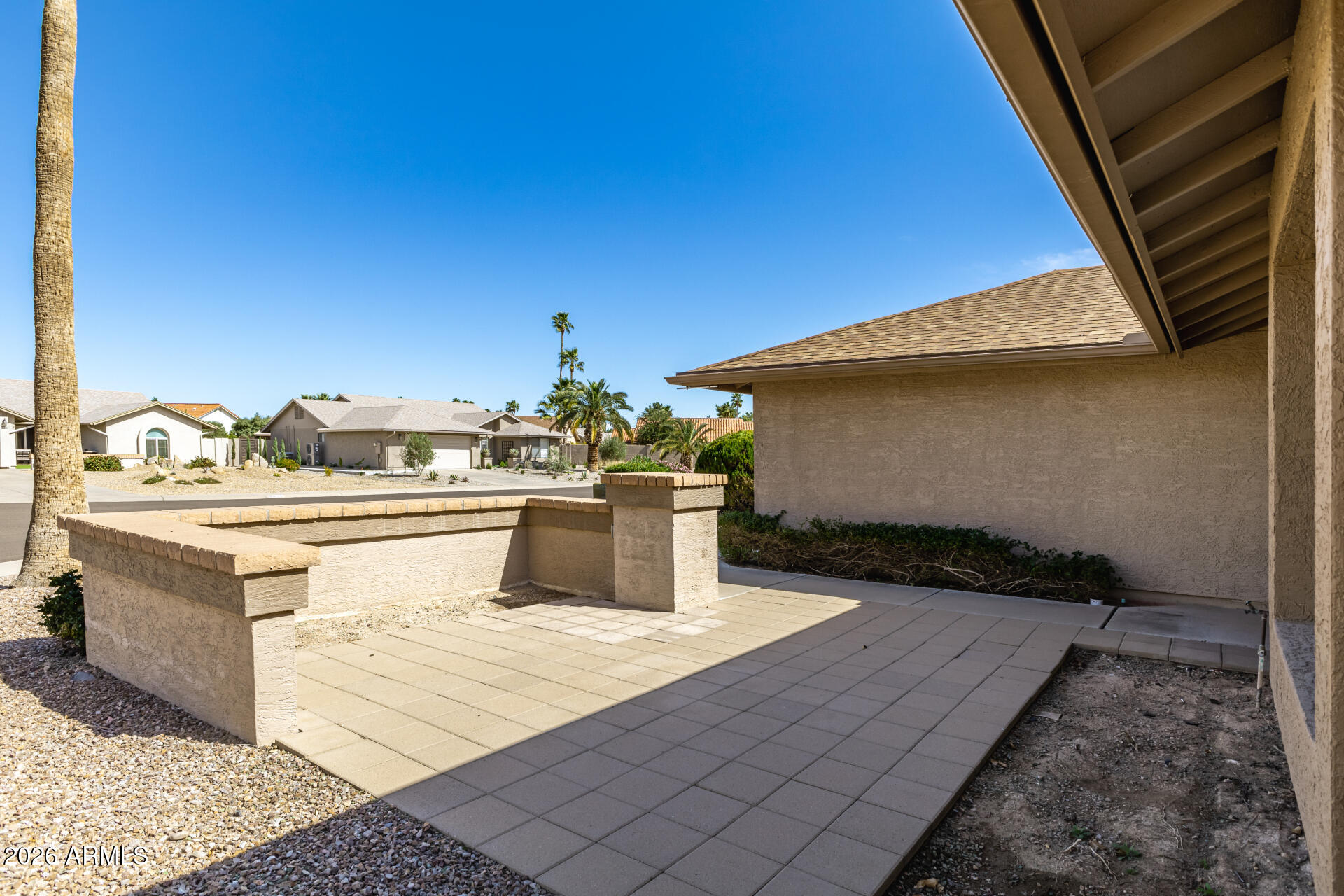 9845 W ORAIBI Drive