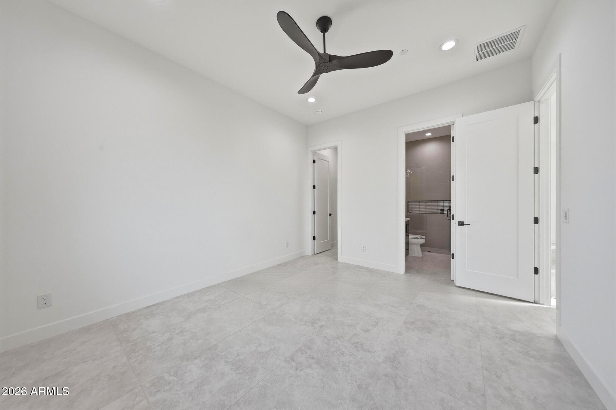 1632 W LAVITT Lane