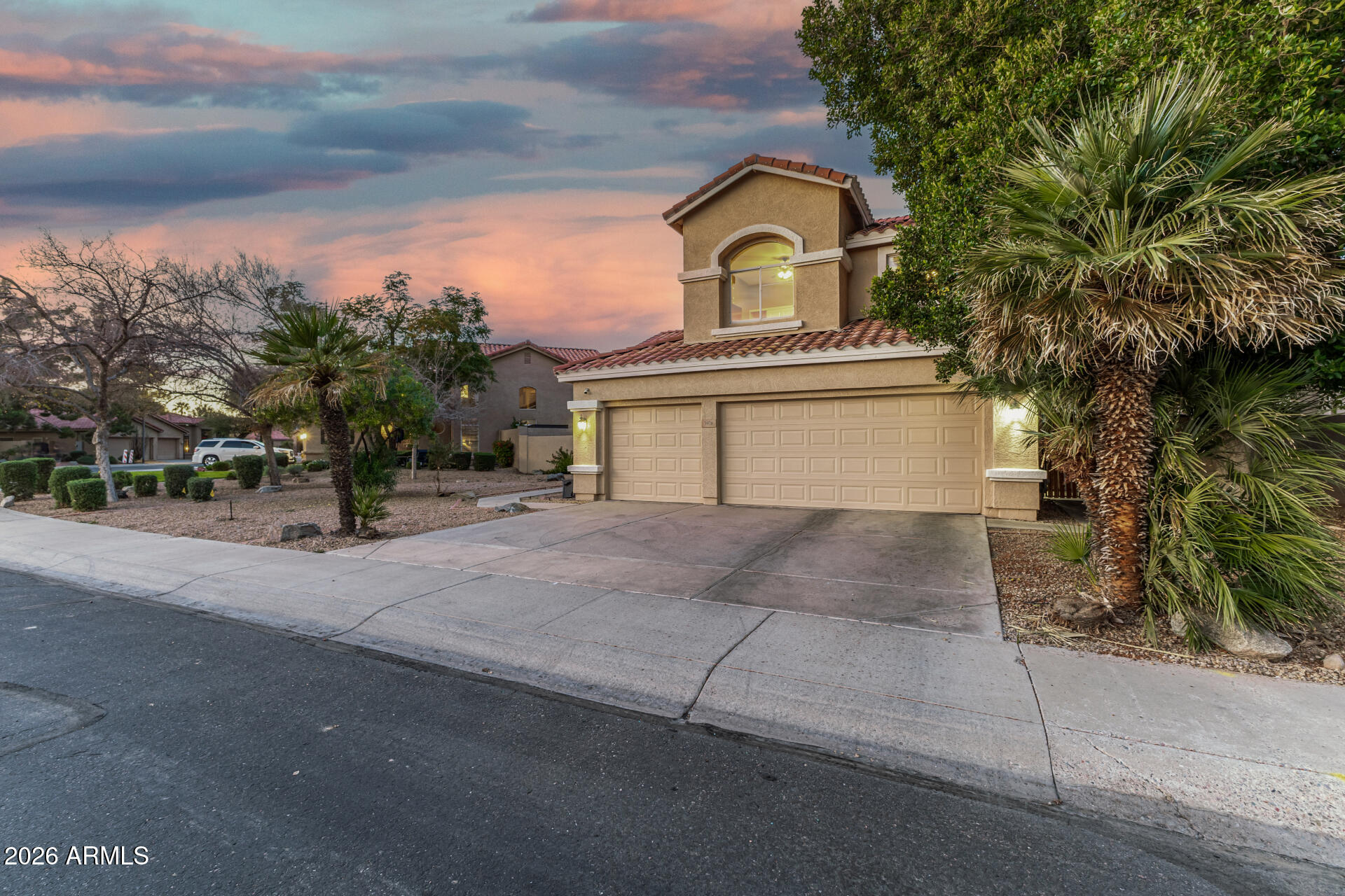 5978 W AURORA Drive