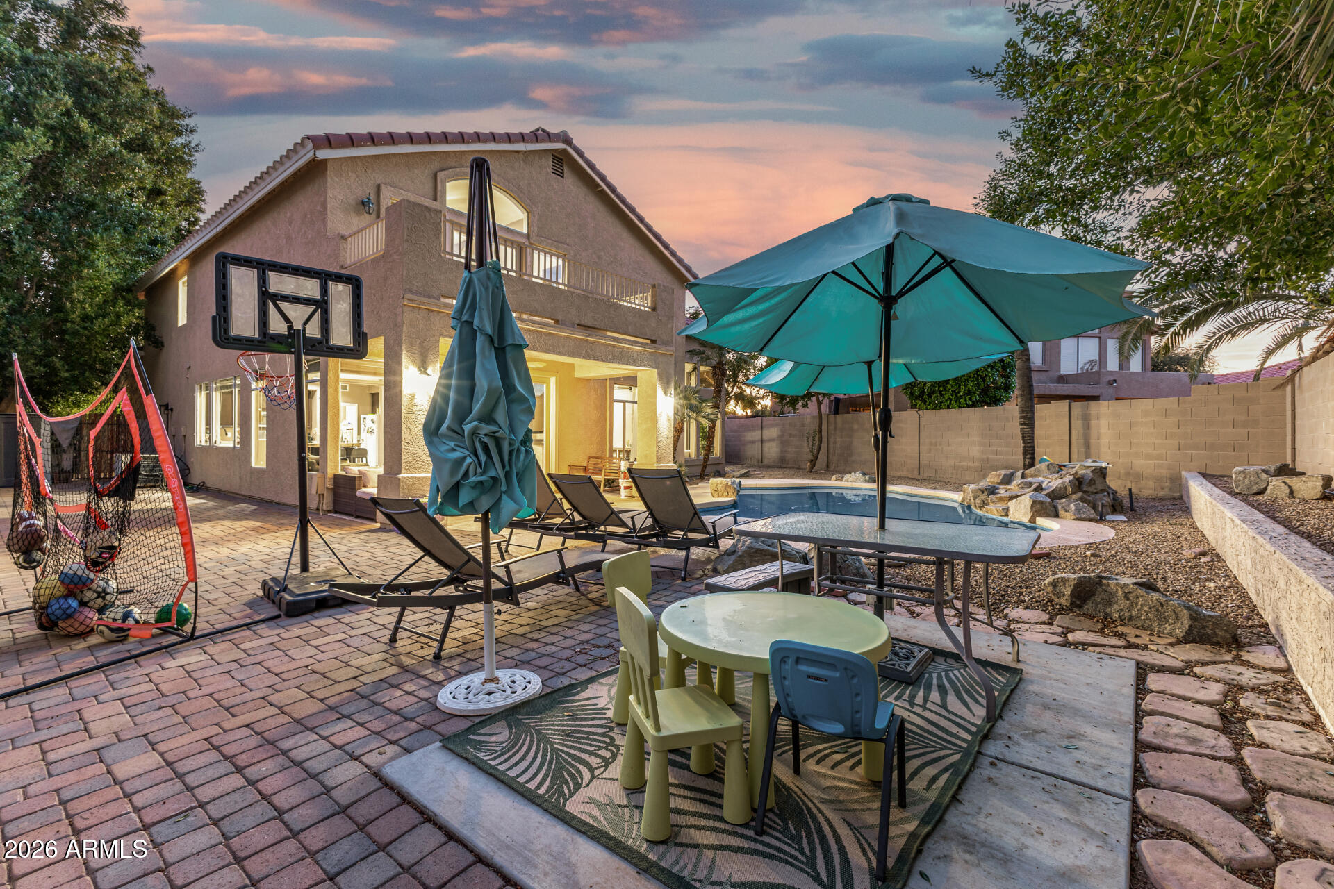 5978 W AURORA Drive