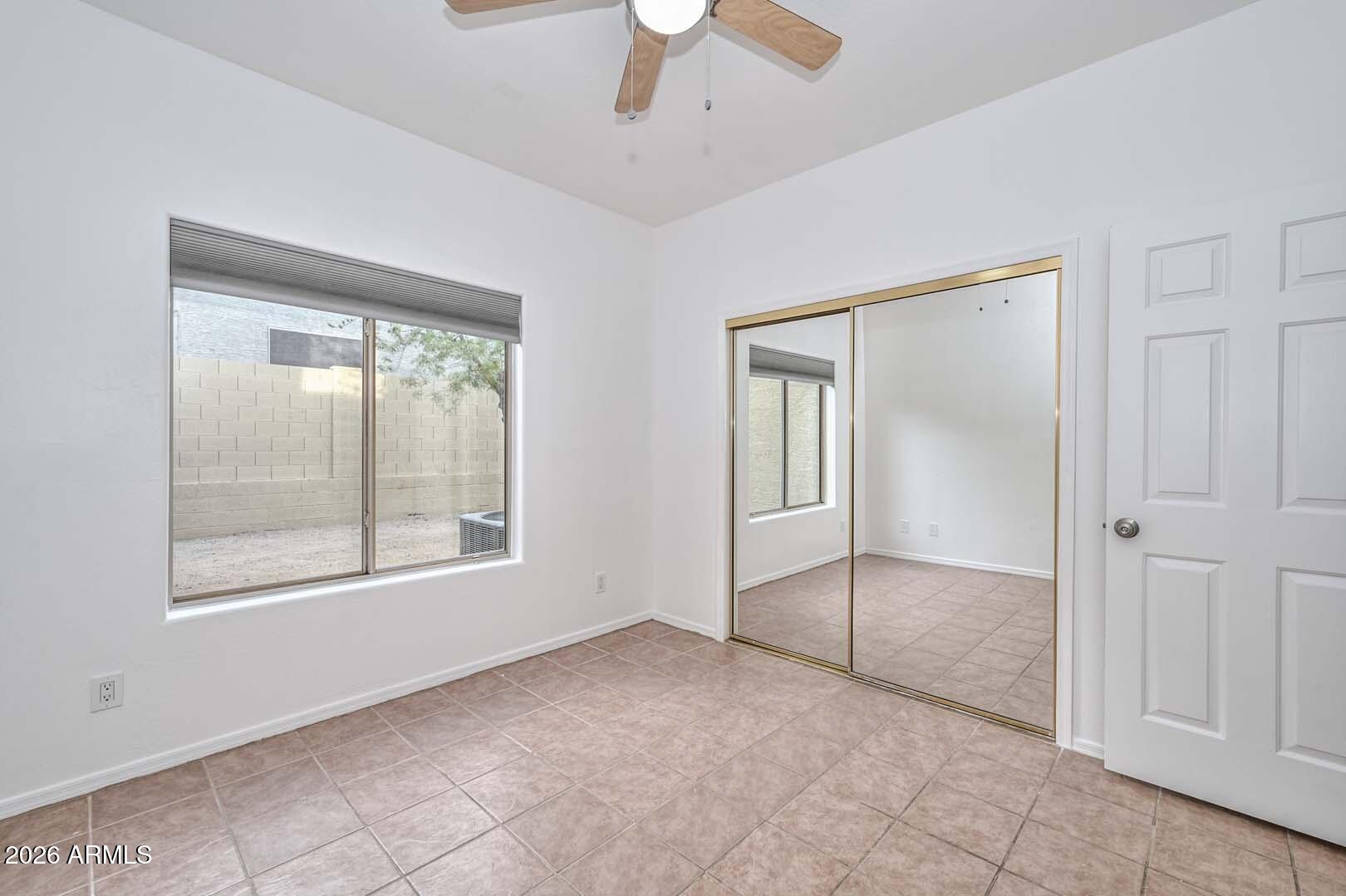 1942 E CLAIRE Drive E