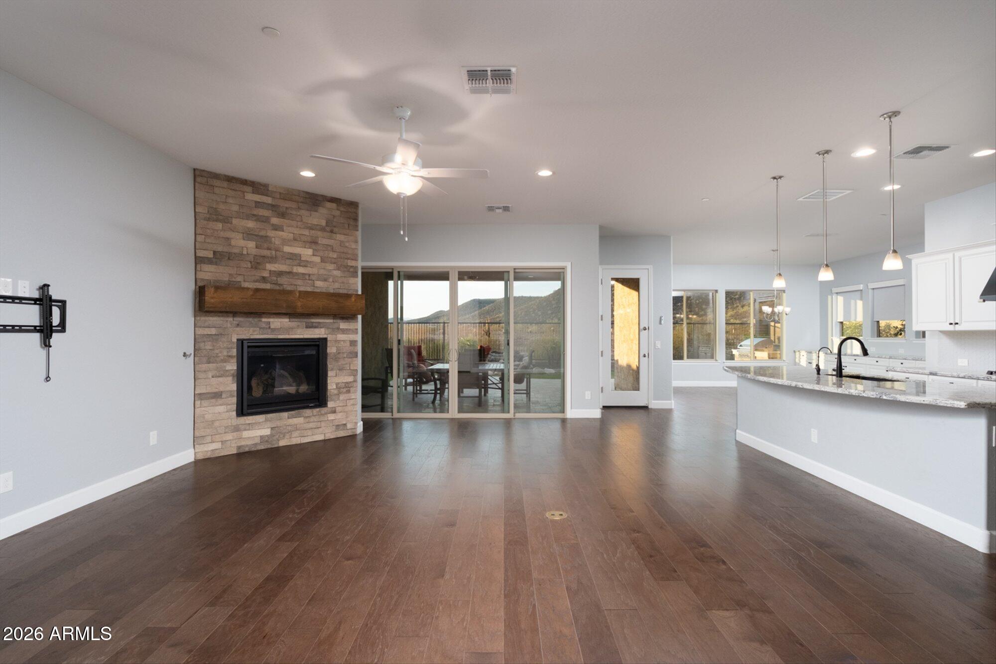11614 W MONTANSORO Lane