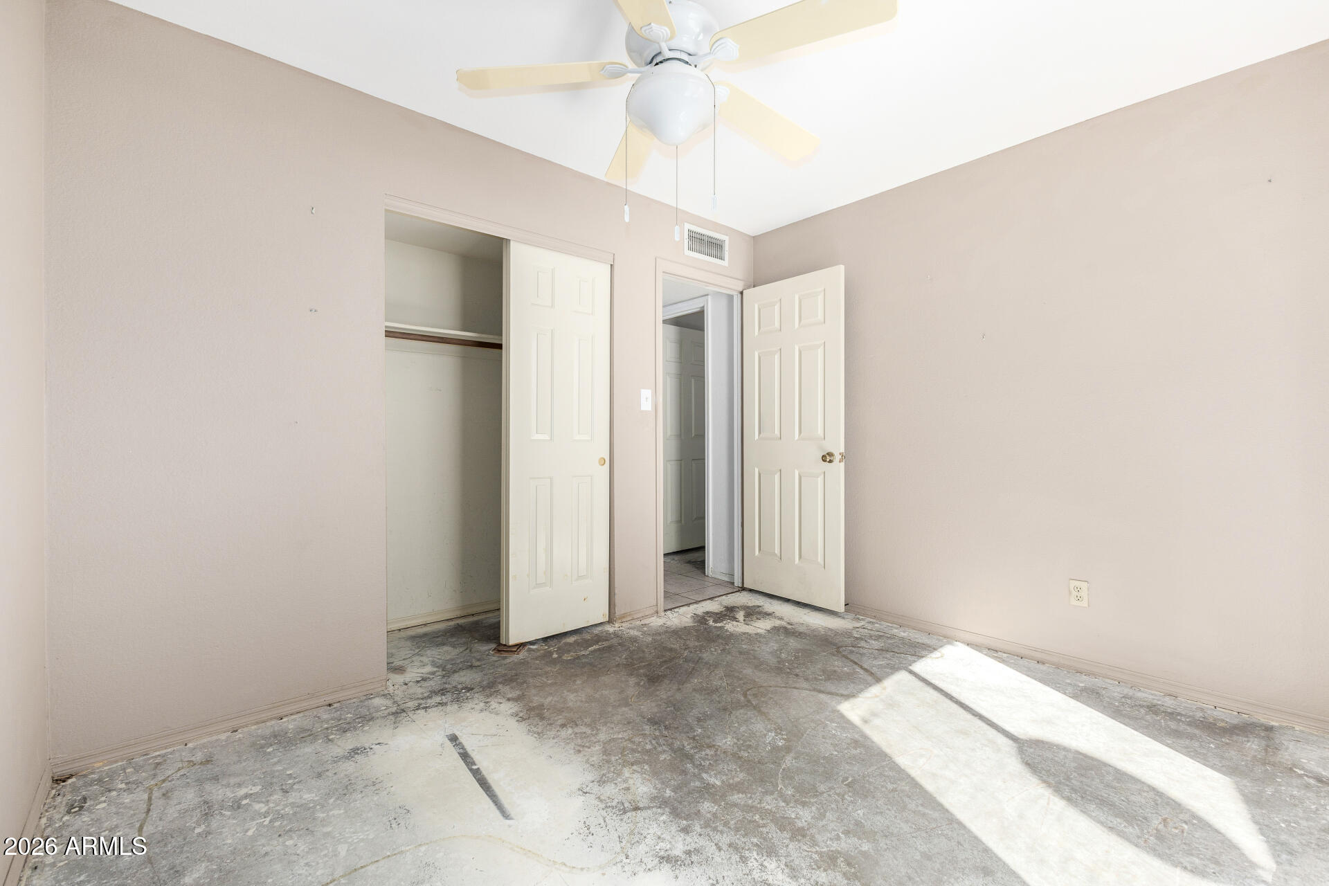 14611 N 40TH Place