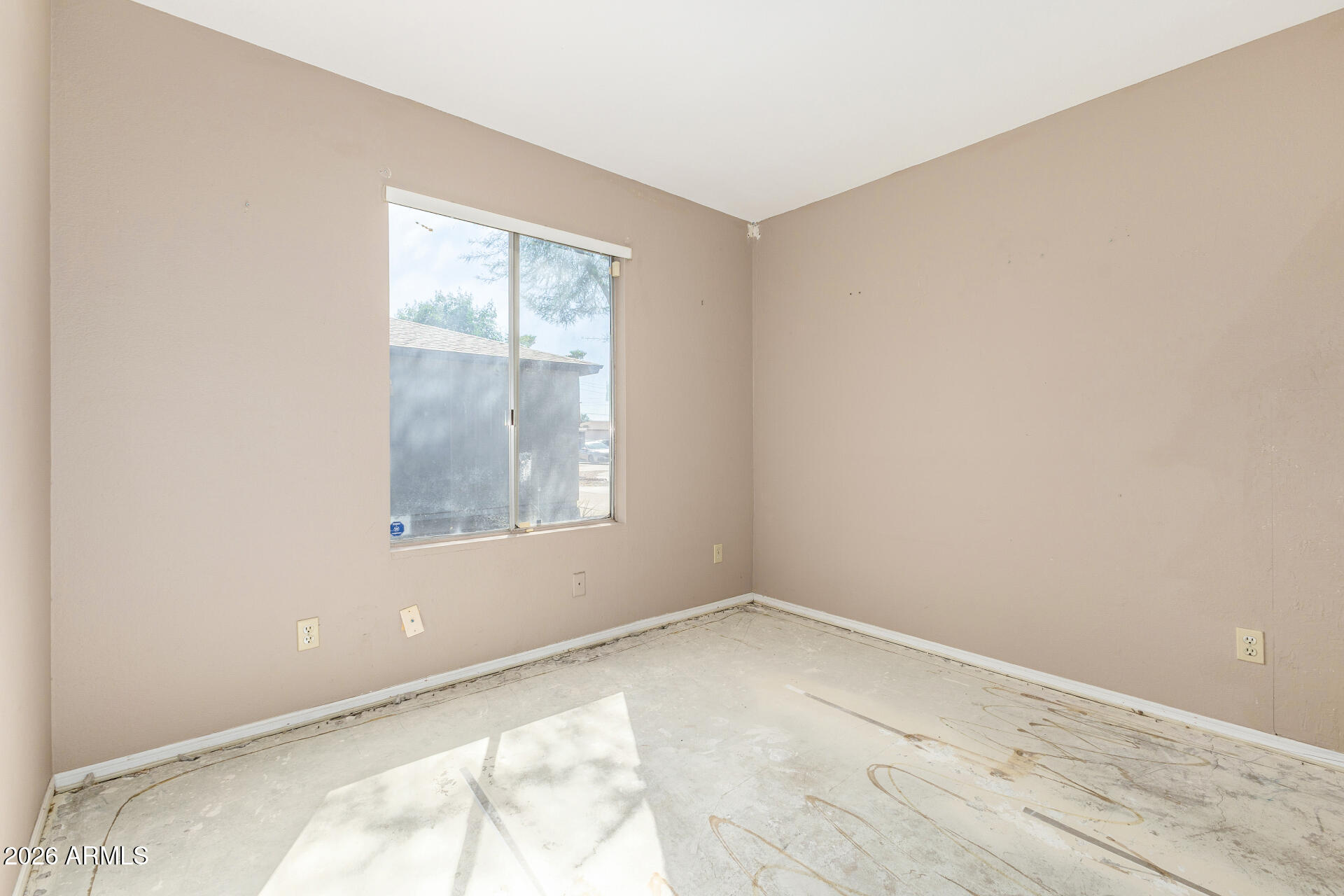 14611 N 40TH Place