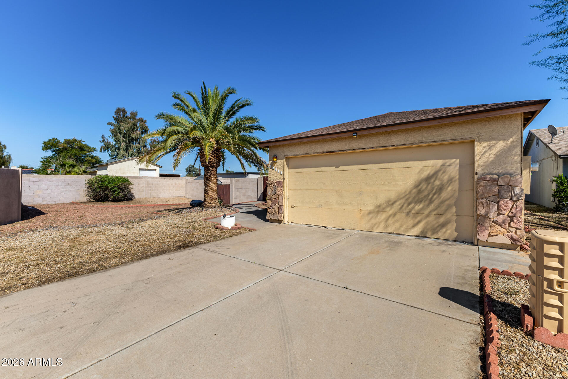 14611 N 40TH Place