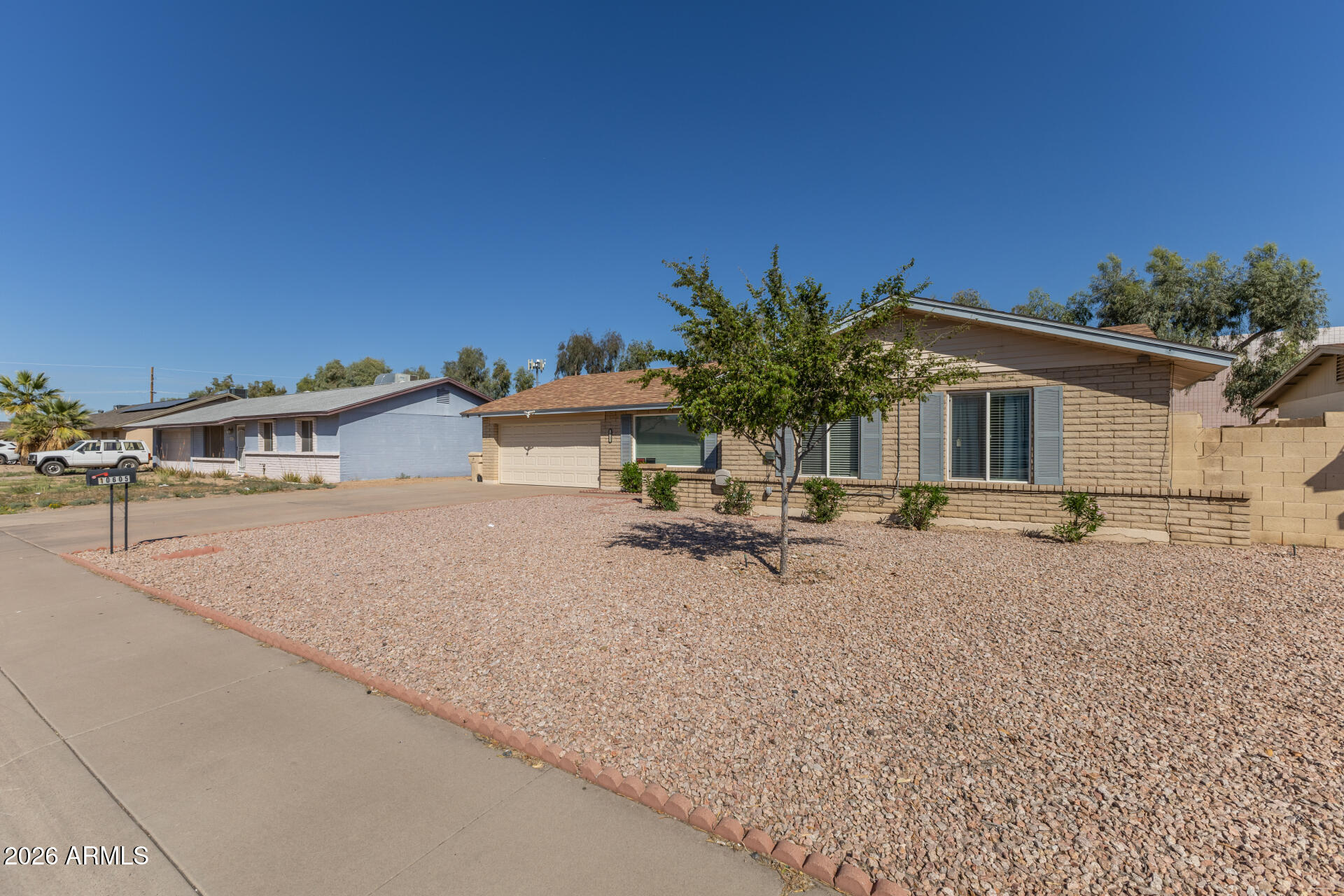10605 N 45TH Drive