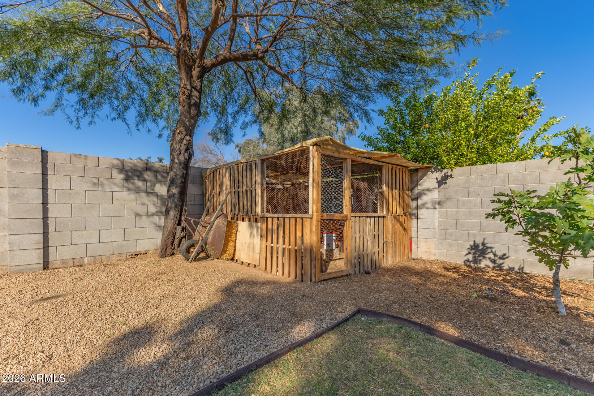 5940 W MAUNA LOA Lane