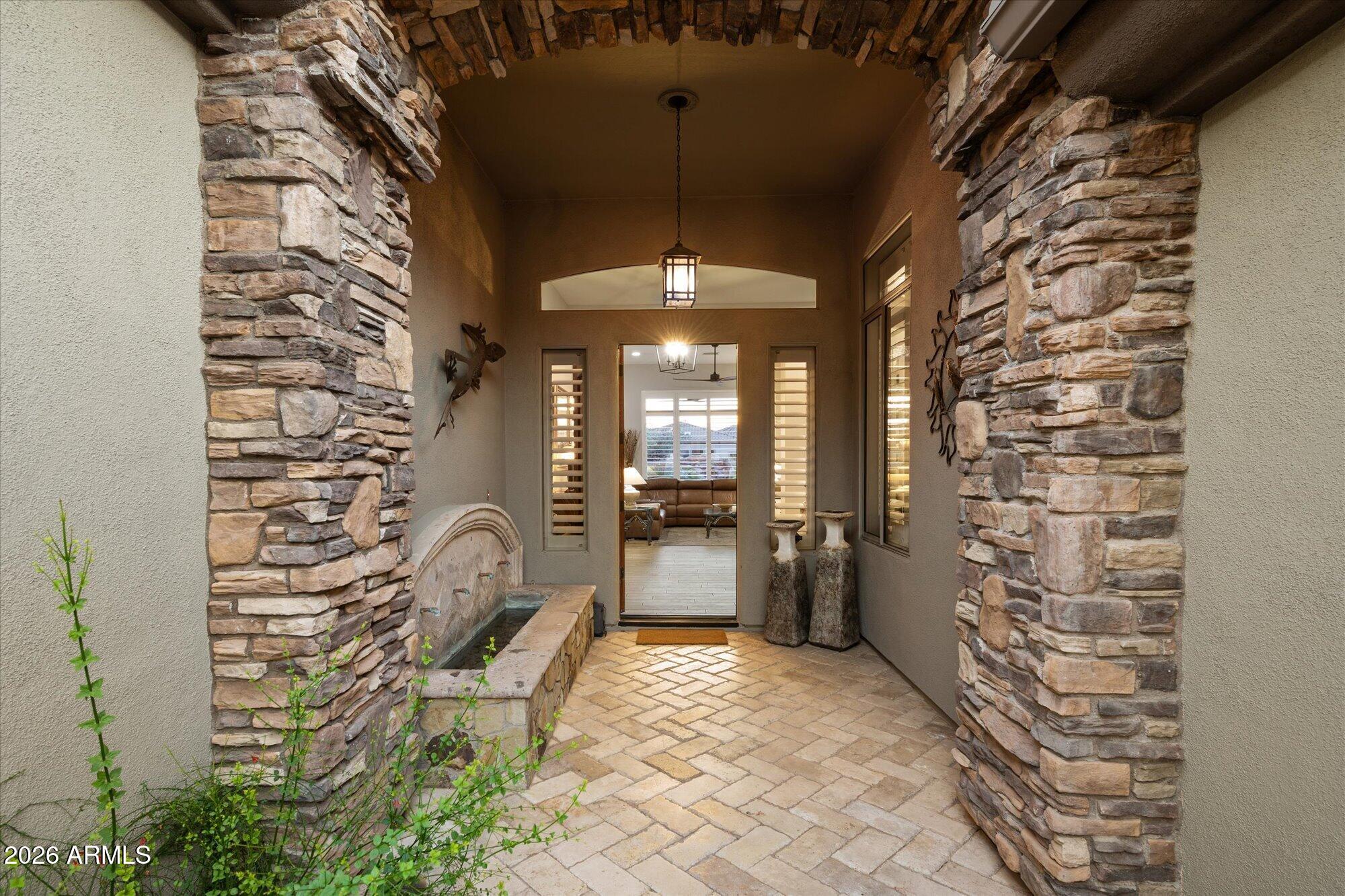 42424 N CROSS TIMBERS Court