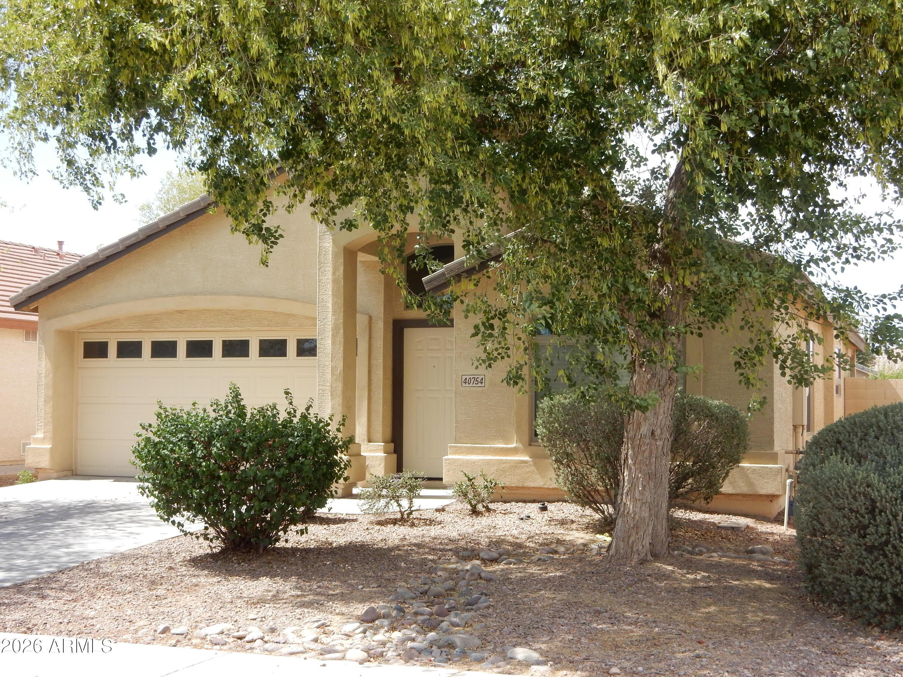 40754 W Sanders Way