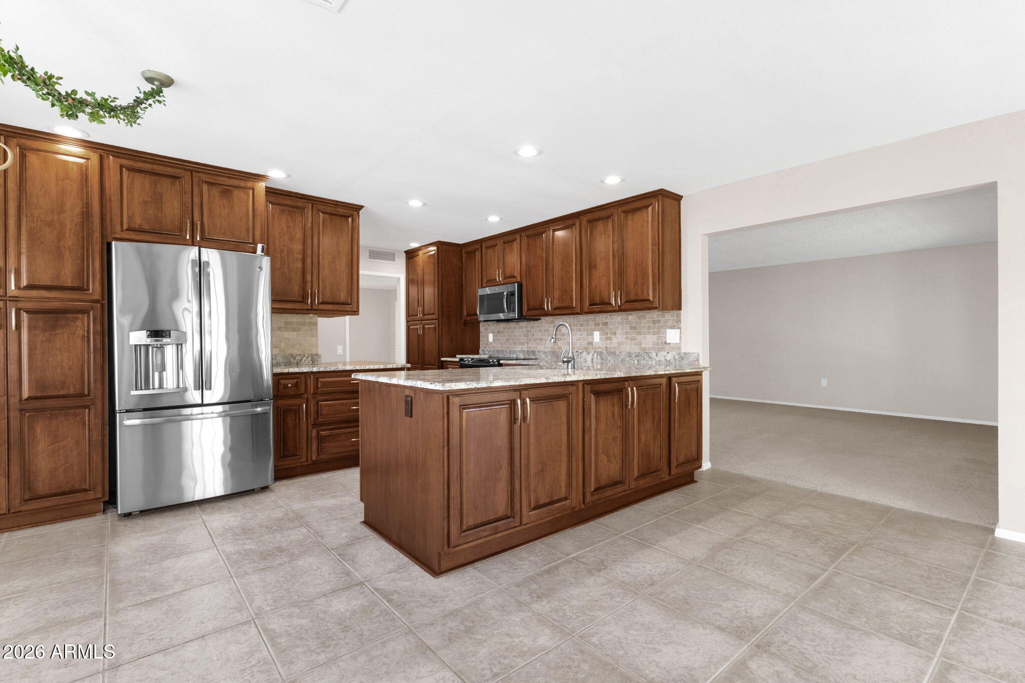19041 N LAKE FOREST Drive
