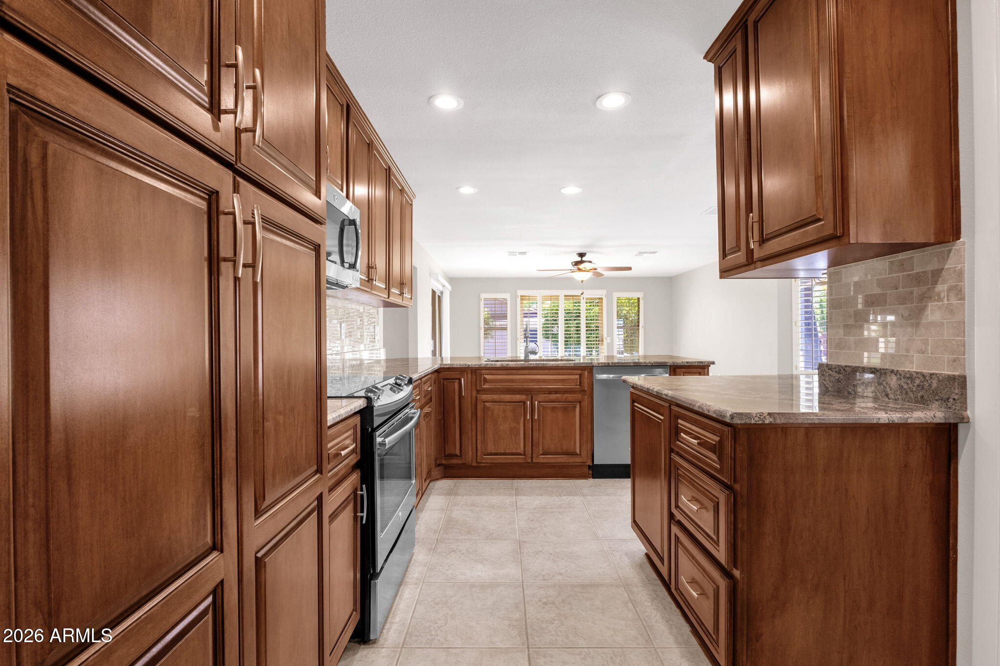 19041 N LAKE FOREST Drive