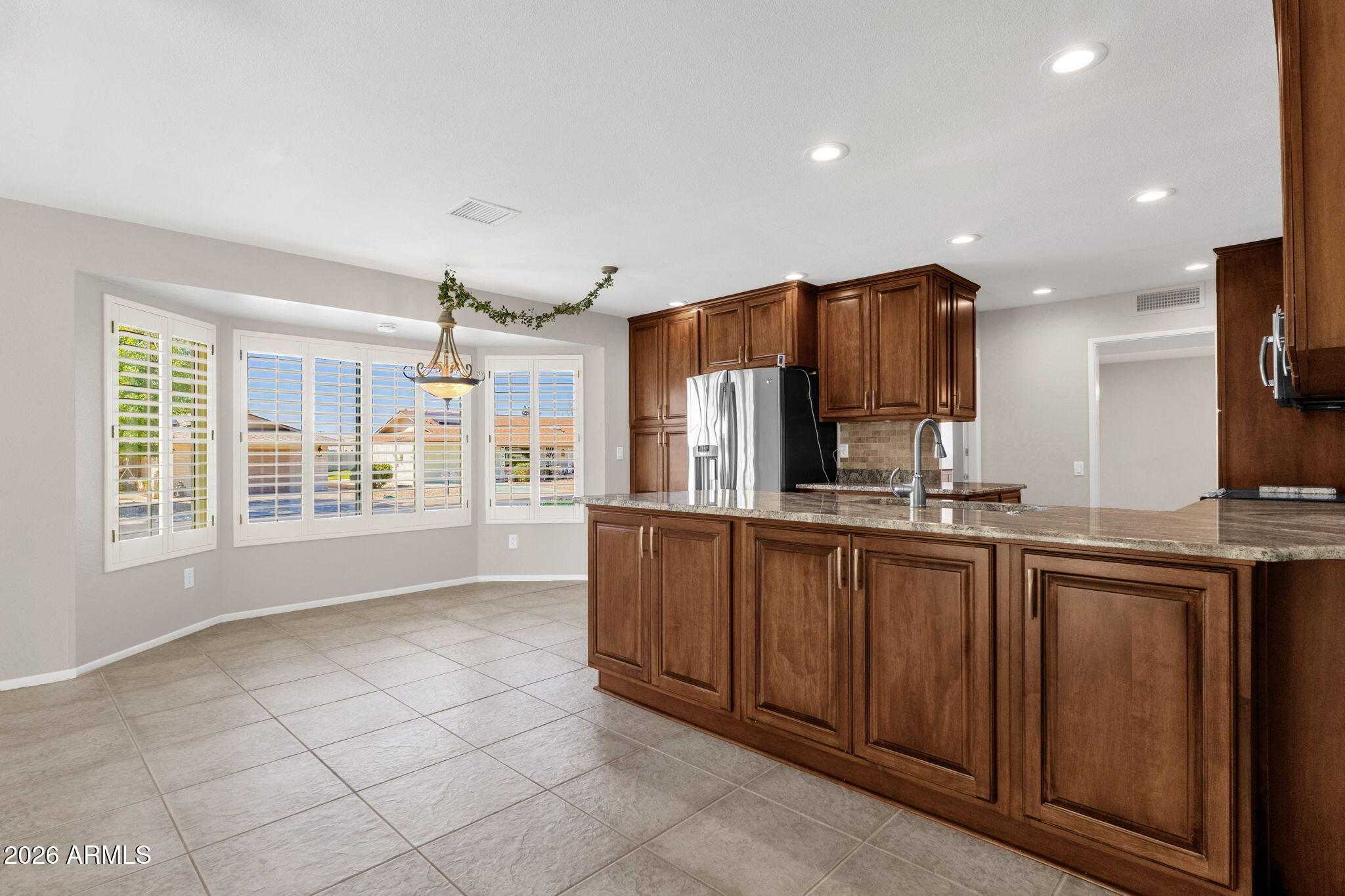 19041 N LAKE FOREST Drive
