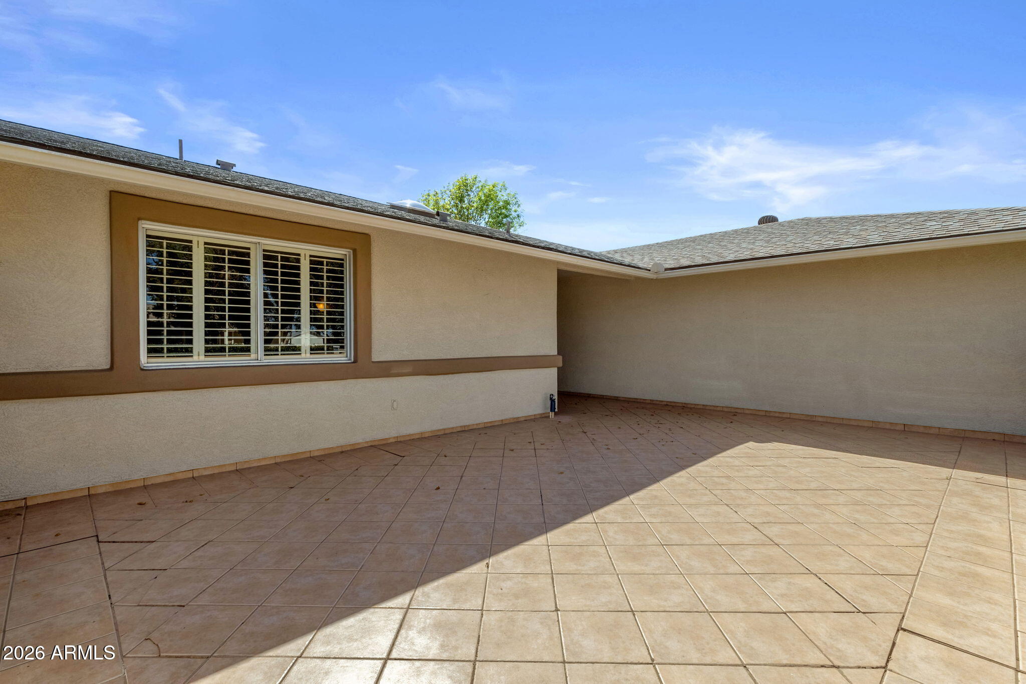 19041 N LAKE FOREST Drive