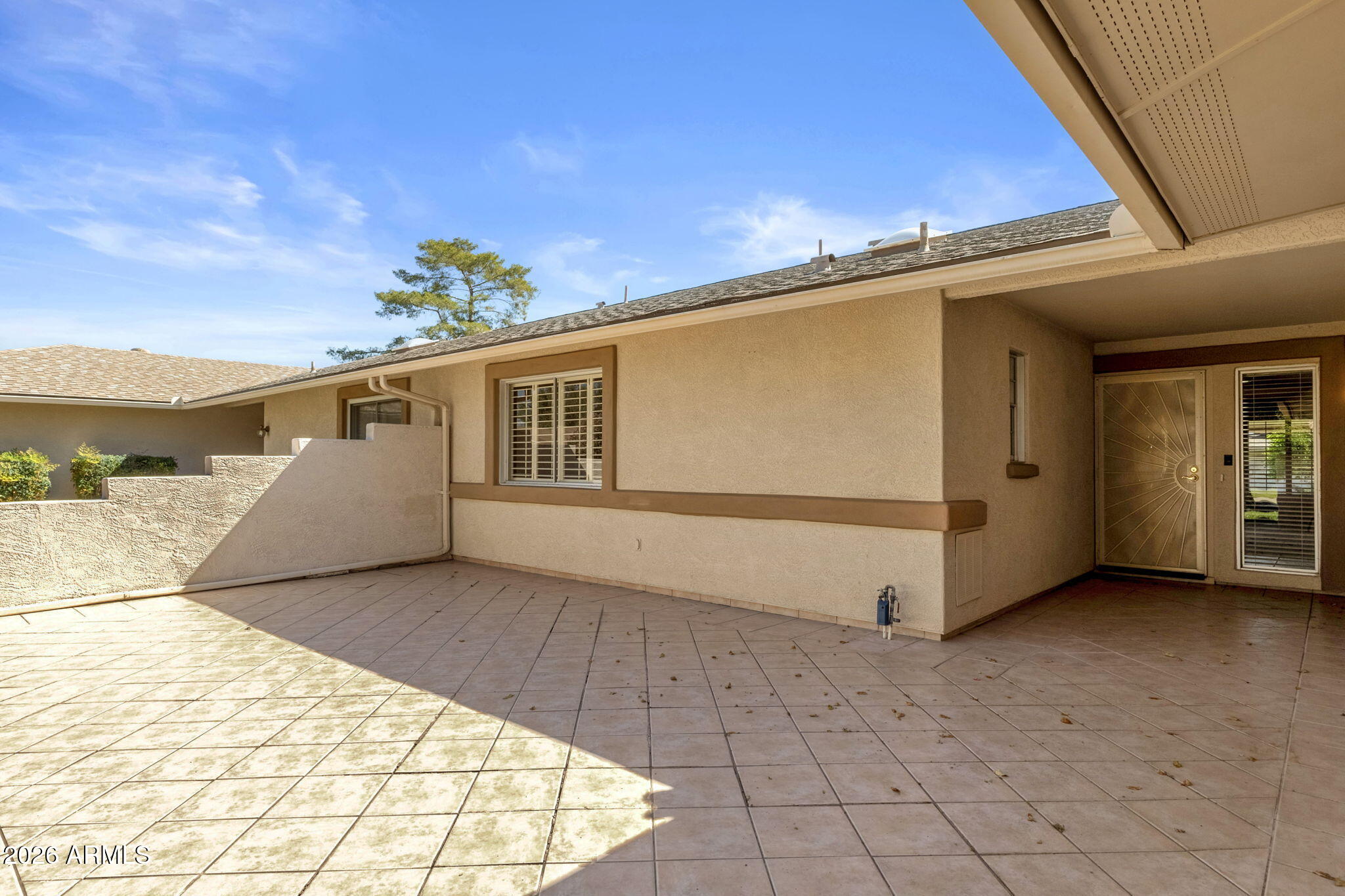 19041 N LAKE FOREST Drive