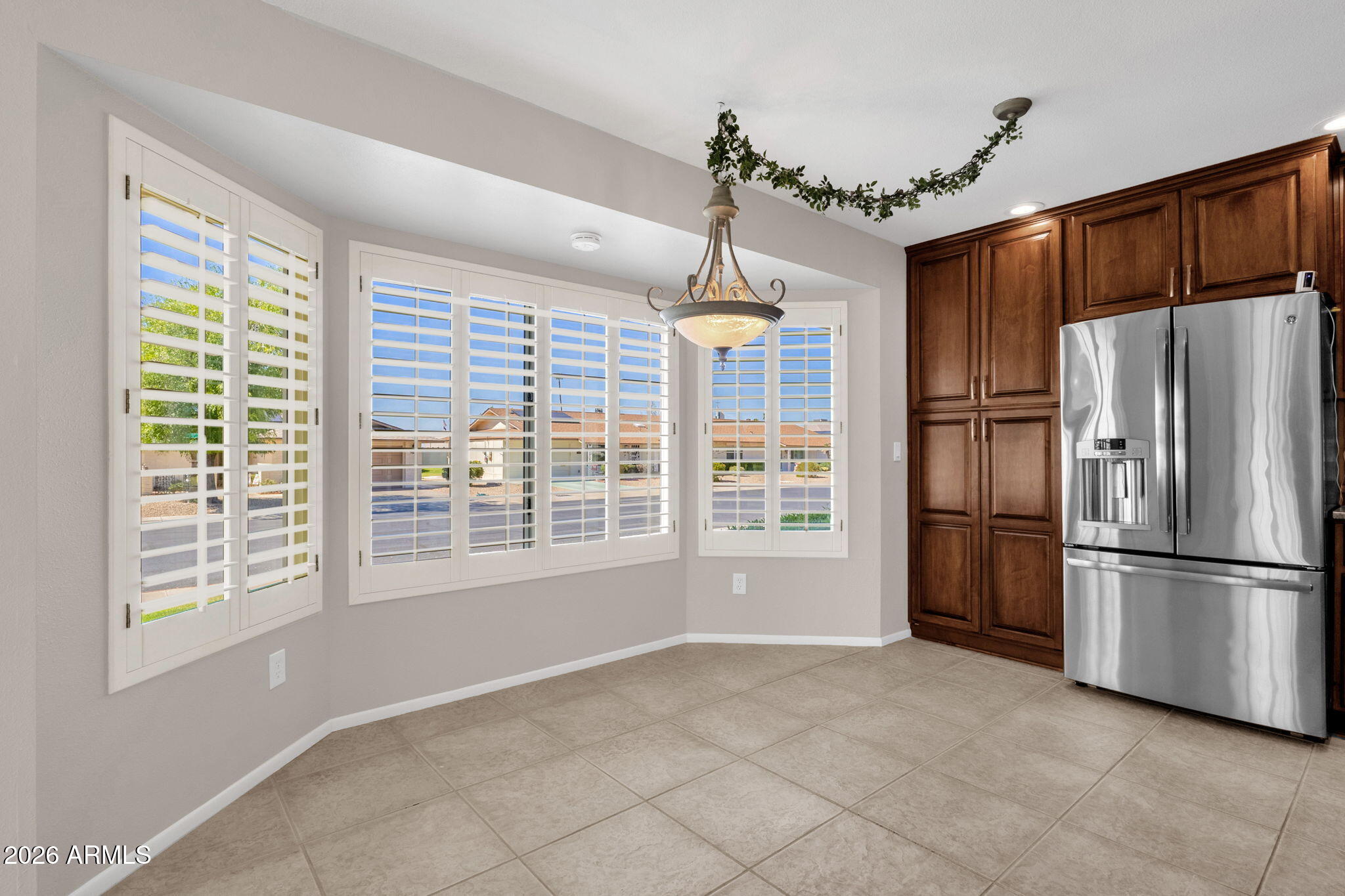 19041 N LAKE FOREST Drive
