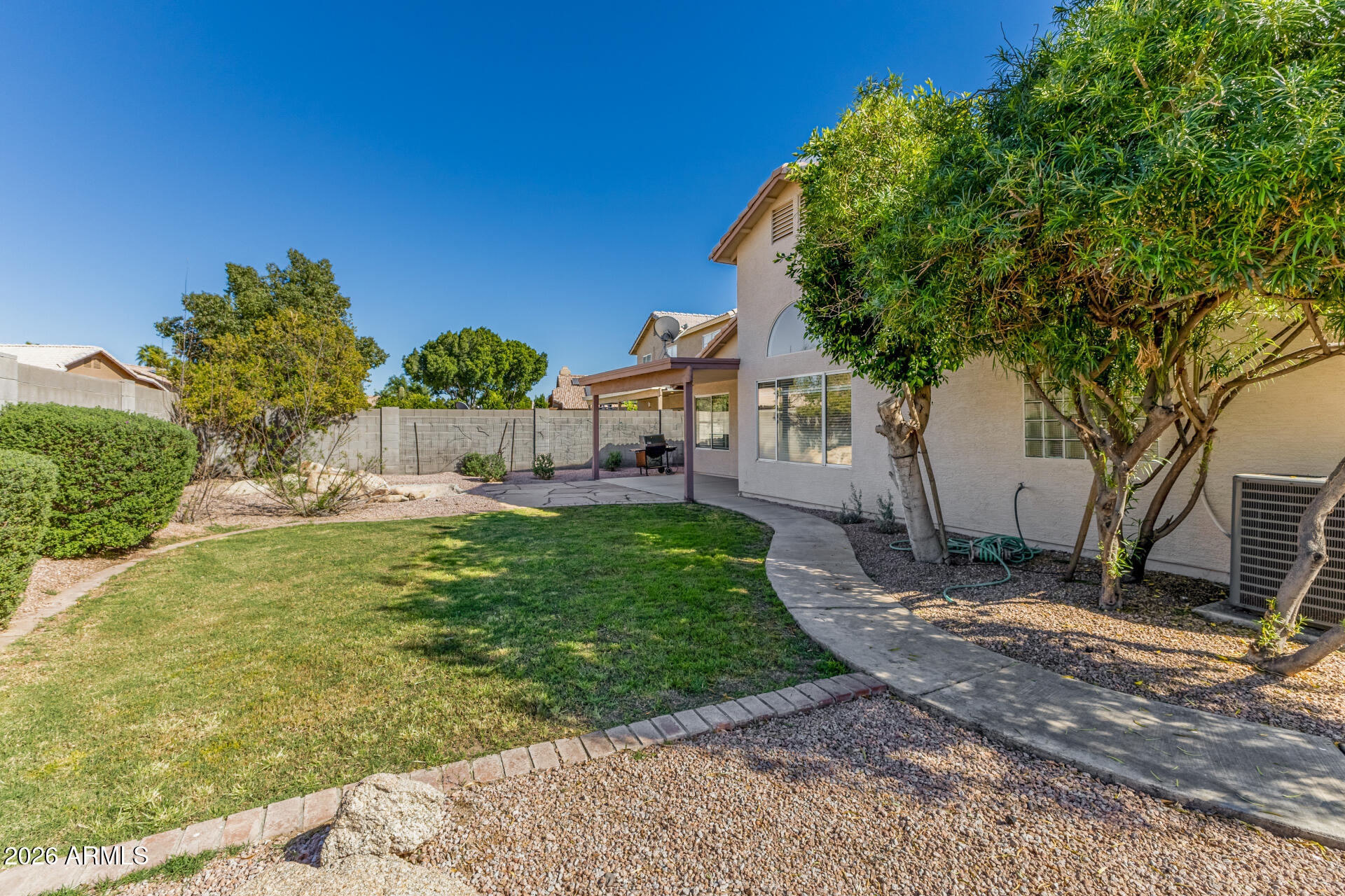 8438 W Paradise Drive