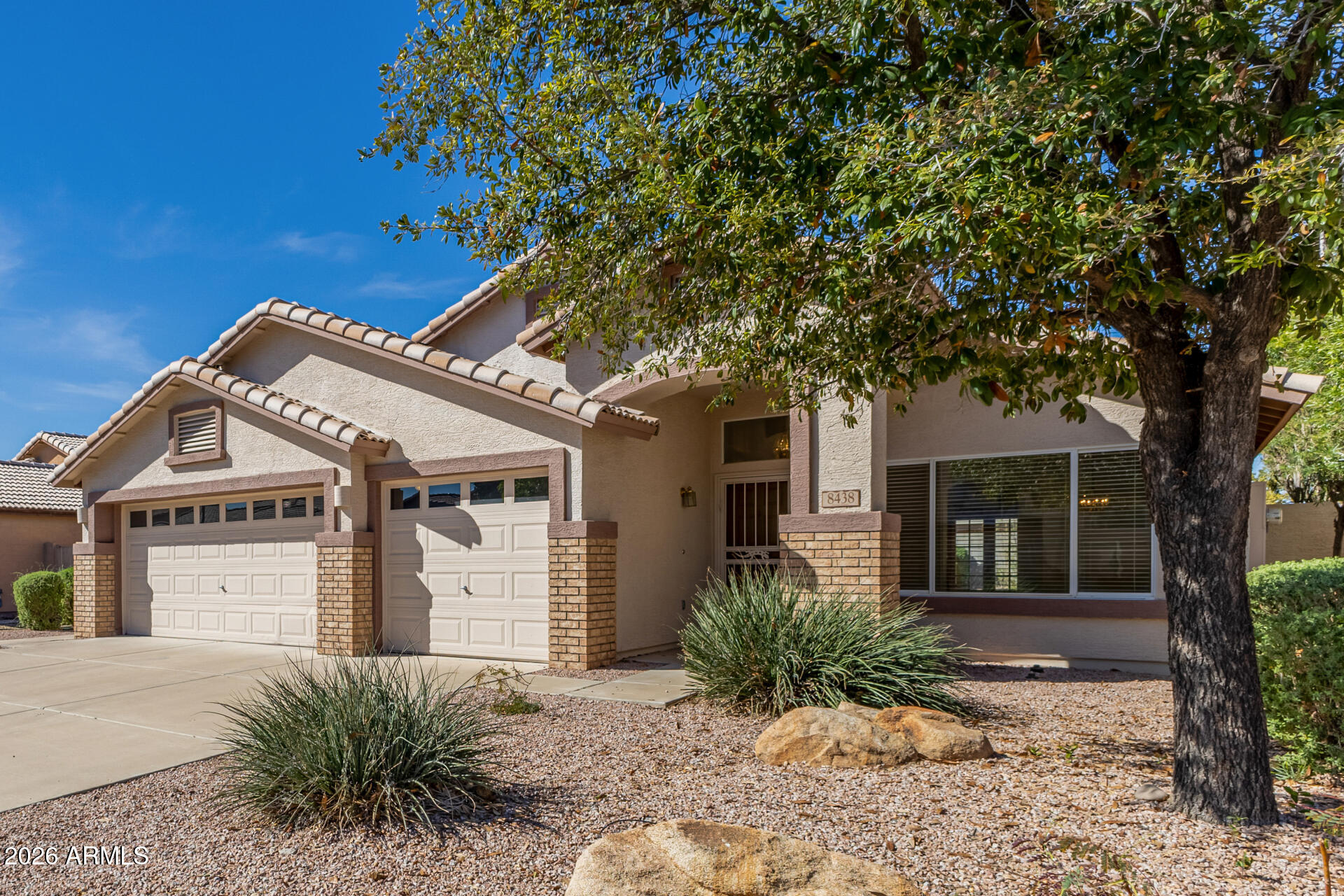 8438 W Paradise Drive