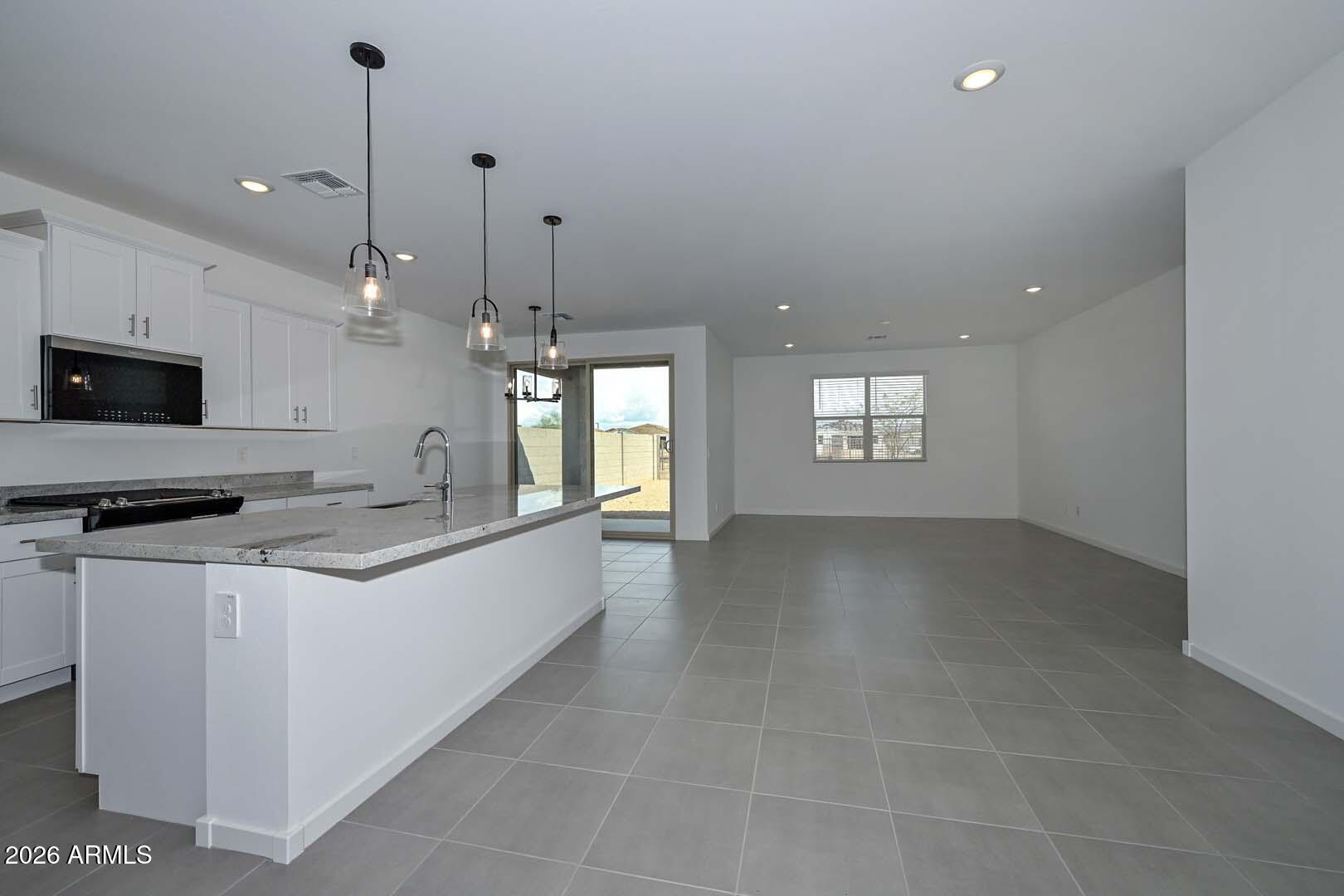 16004 W Honeysuckle Drive