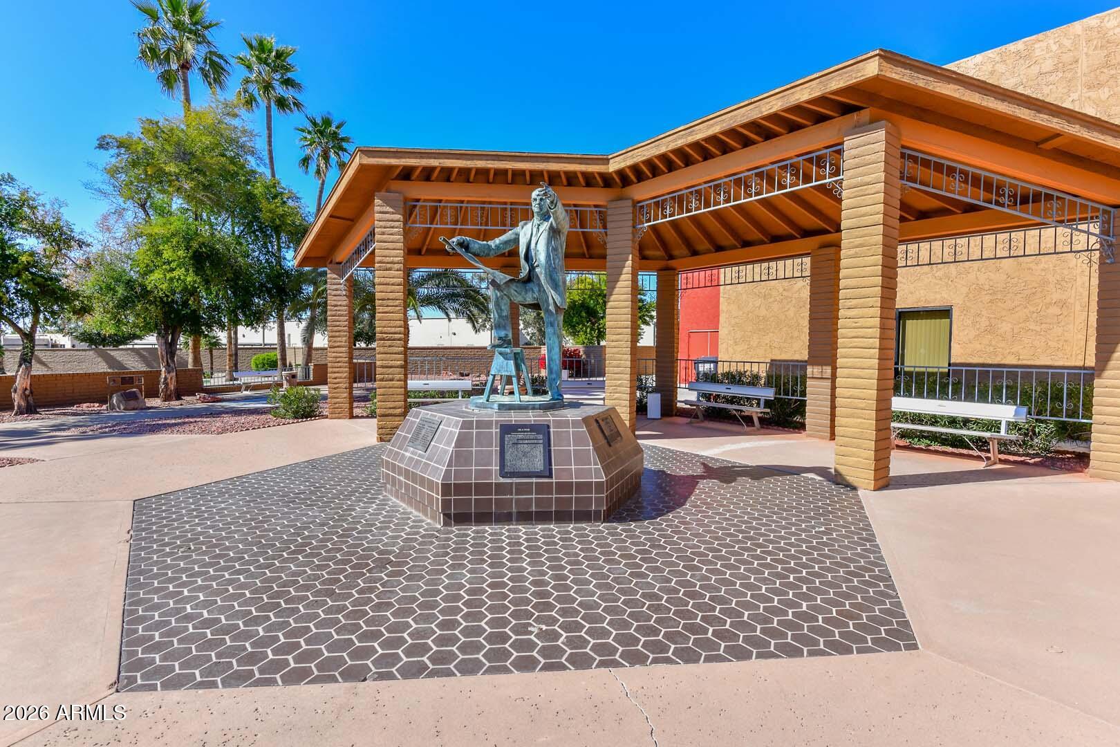 10226 W FORRESTER Drive