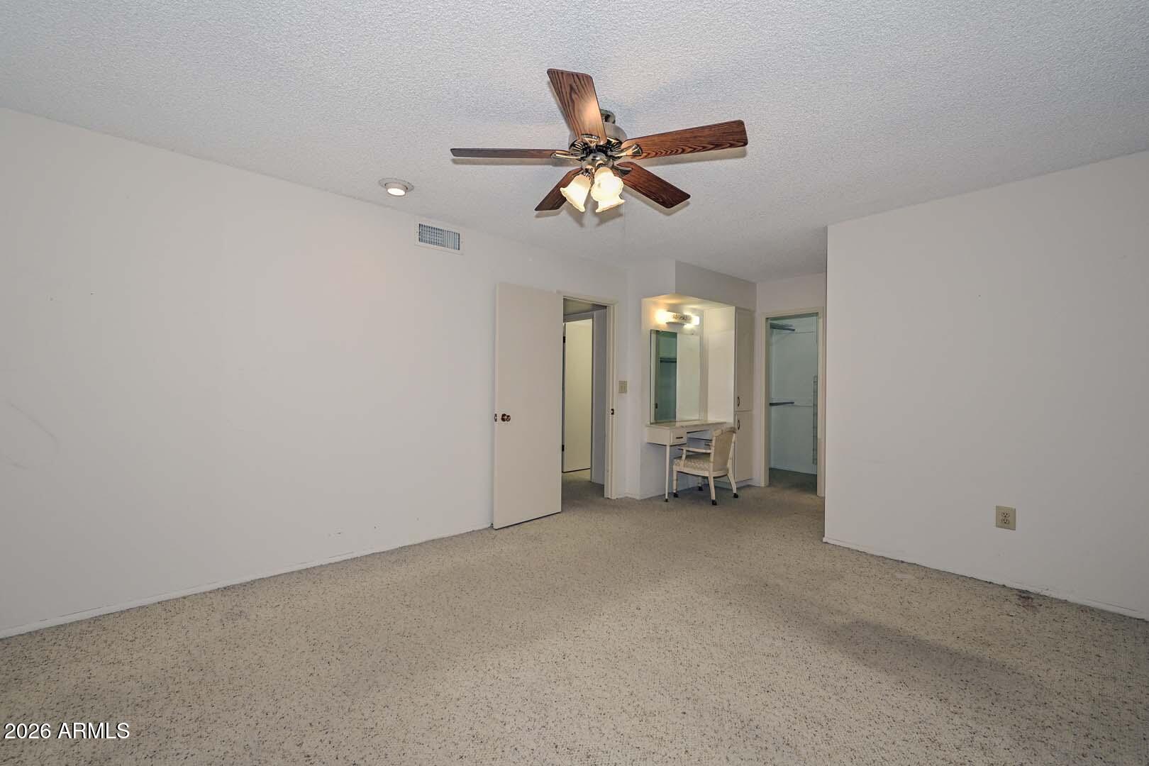 10226 W FORRESTER Drive