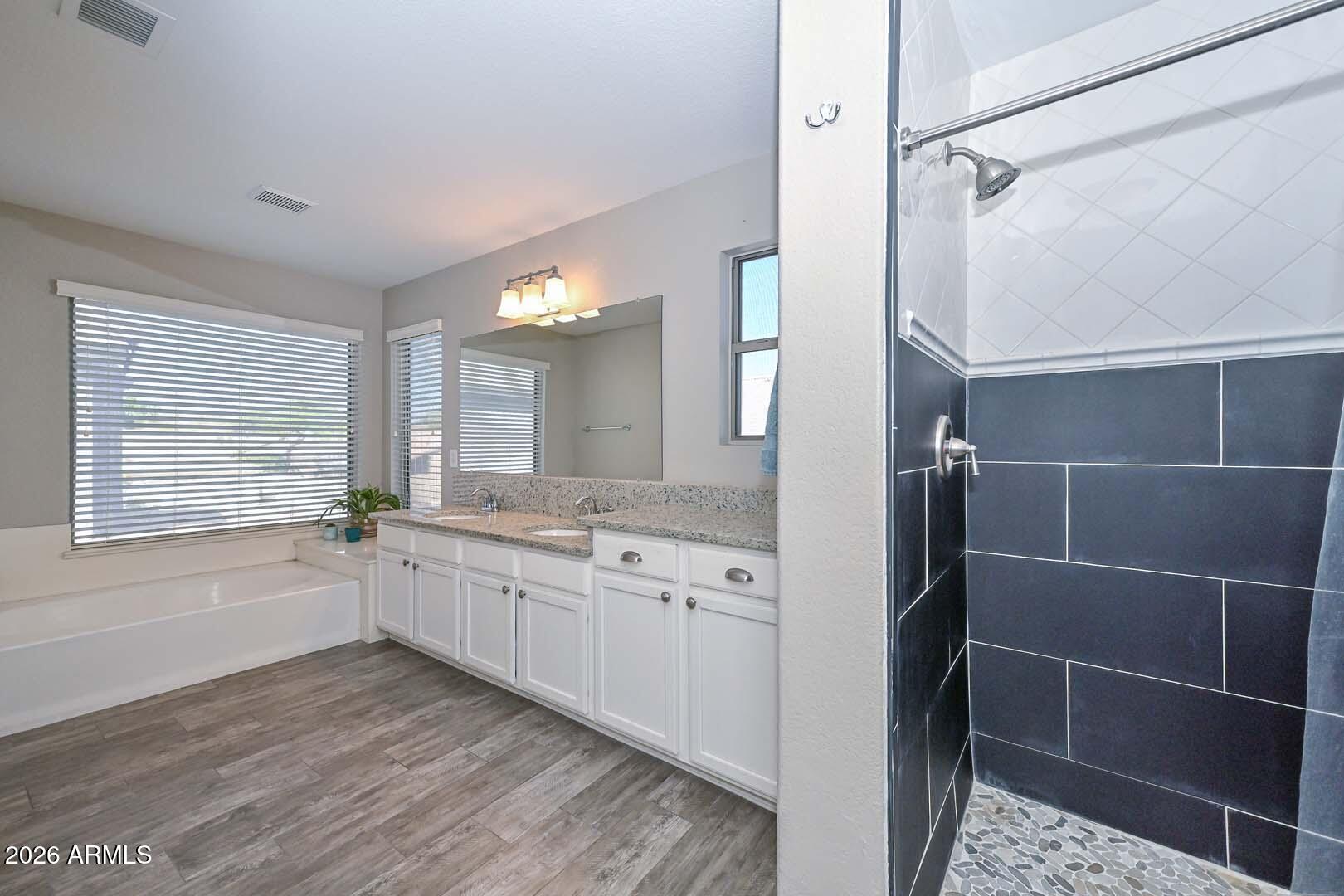 6946 W VIA DEL SOL Drive