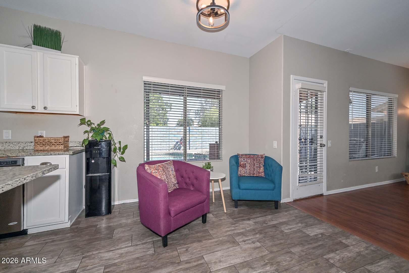 6946 W VIA DEL SOL Drive